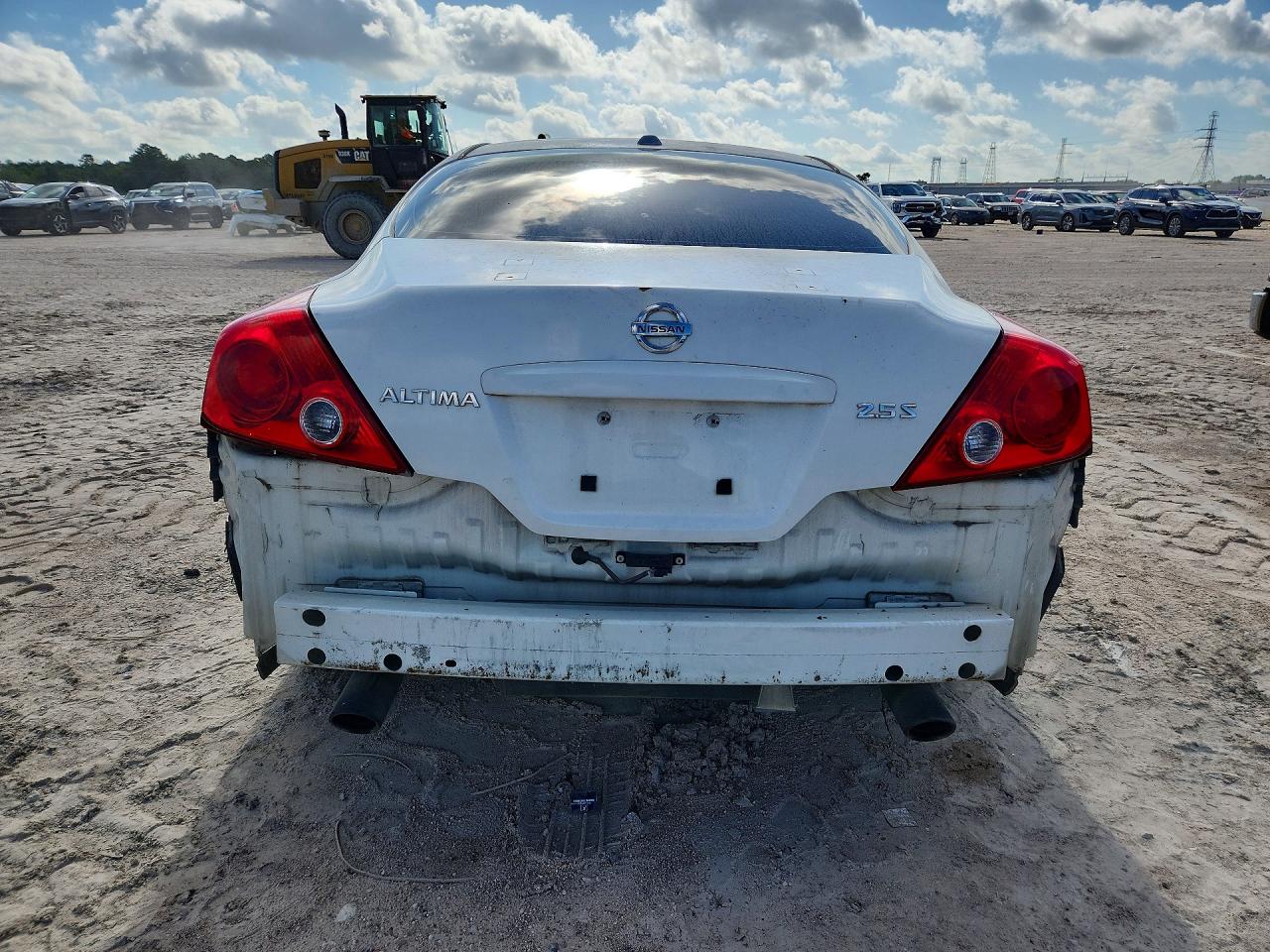 2008 Nissan Altima 2.5s White vin: 1N4AL24E28C109623