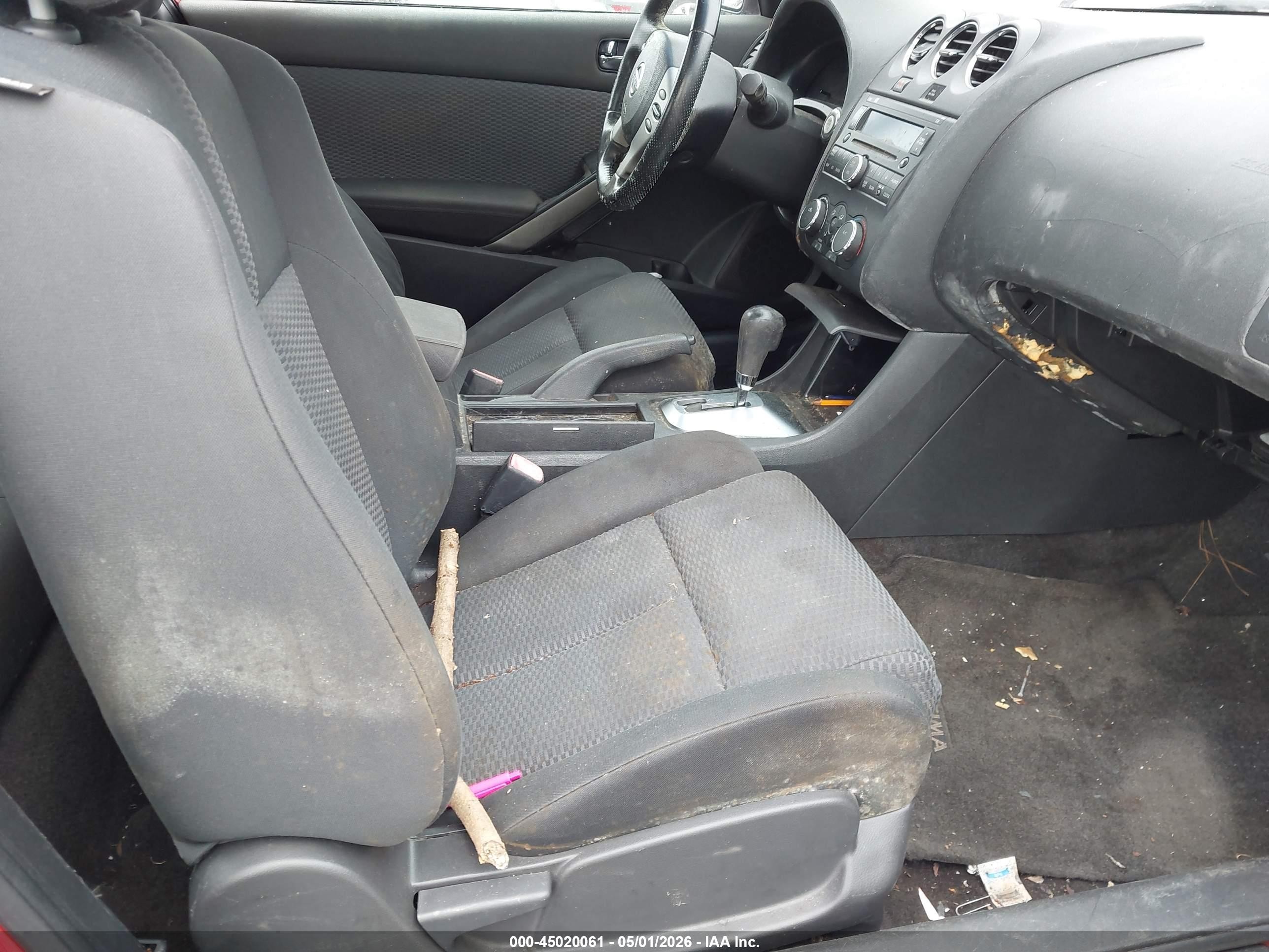 2008 Nissan Altima 2.5 S Красный vin: 1N4AL24E28C285409