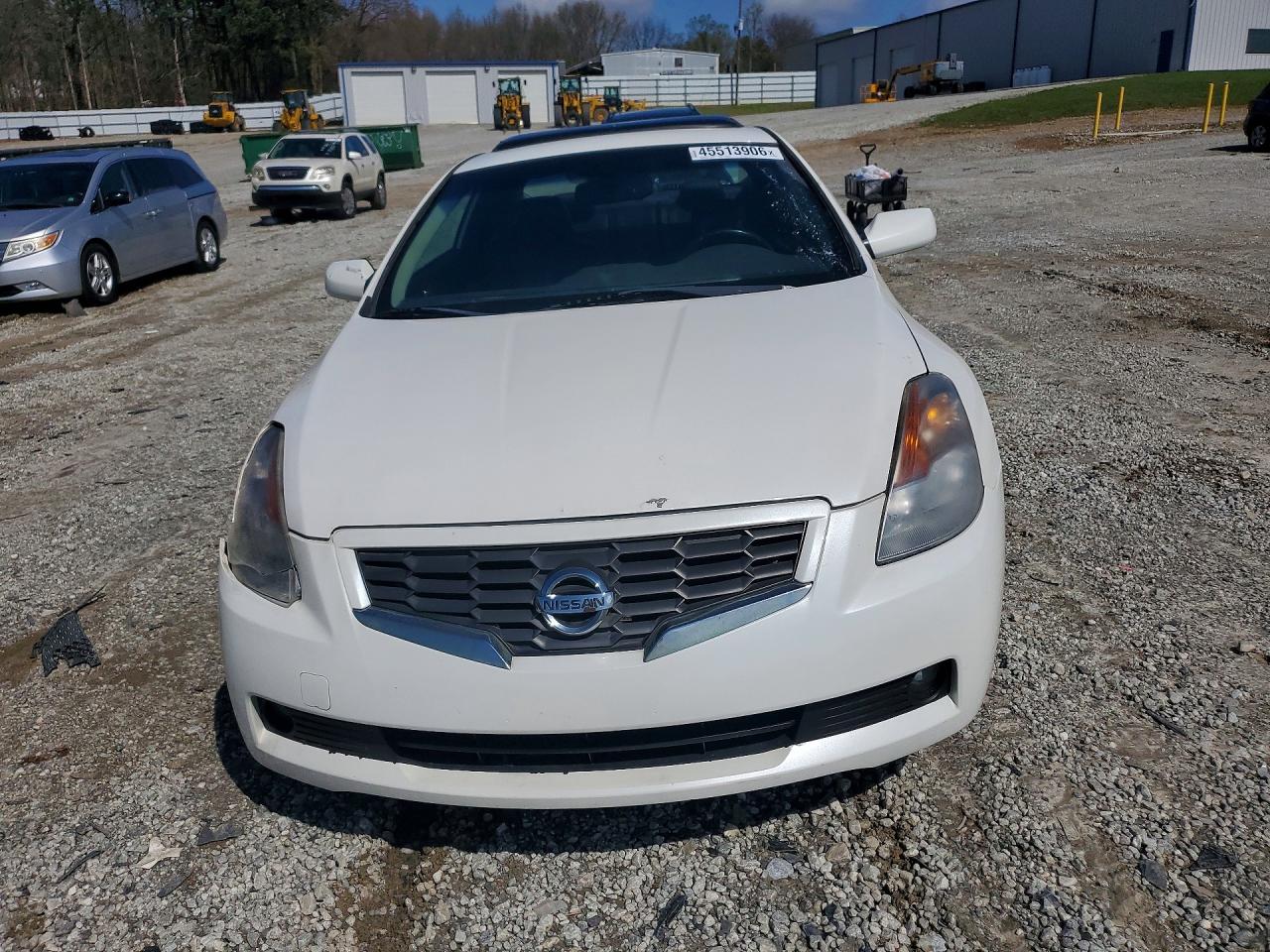 2009 Nissan Altima 2.5s White vin: 1N4AL24E29C198577