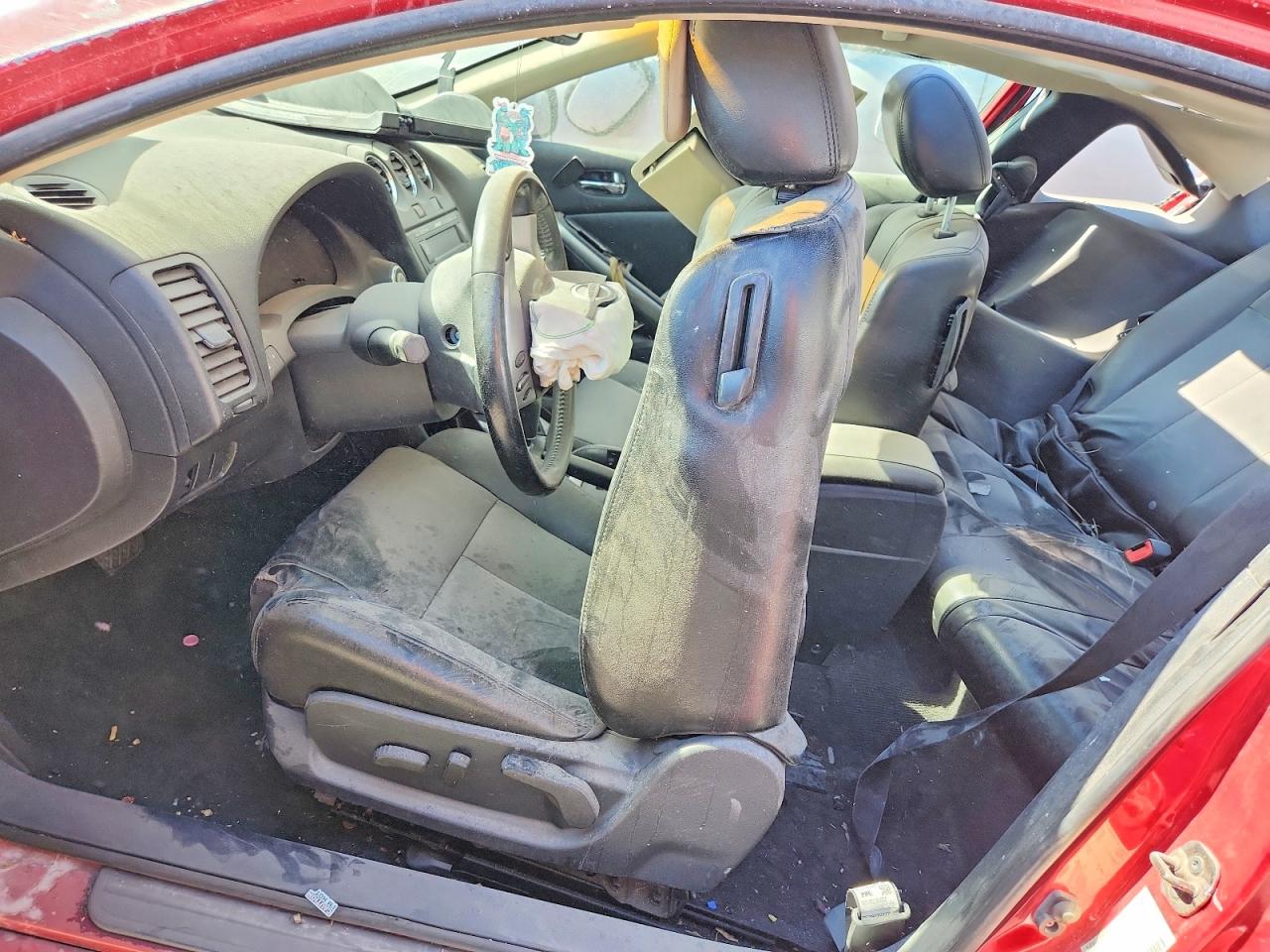2009 Nissan Altima 2.5s Red vin: 1N4AL24E59C194023