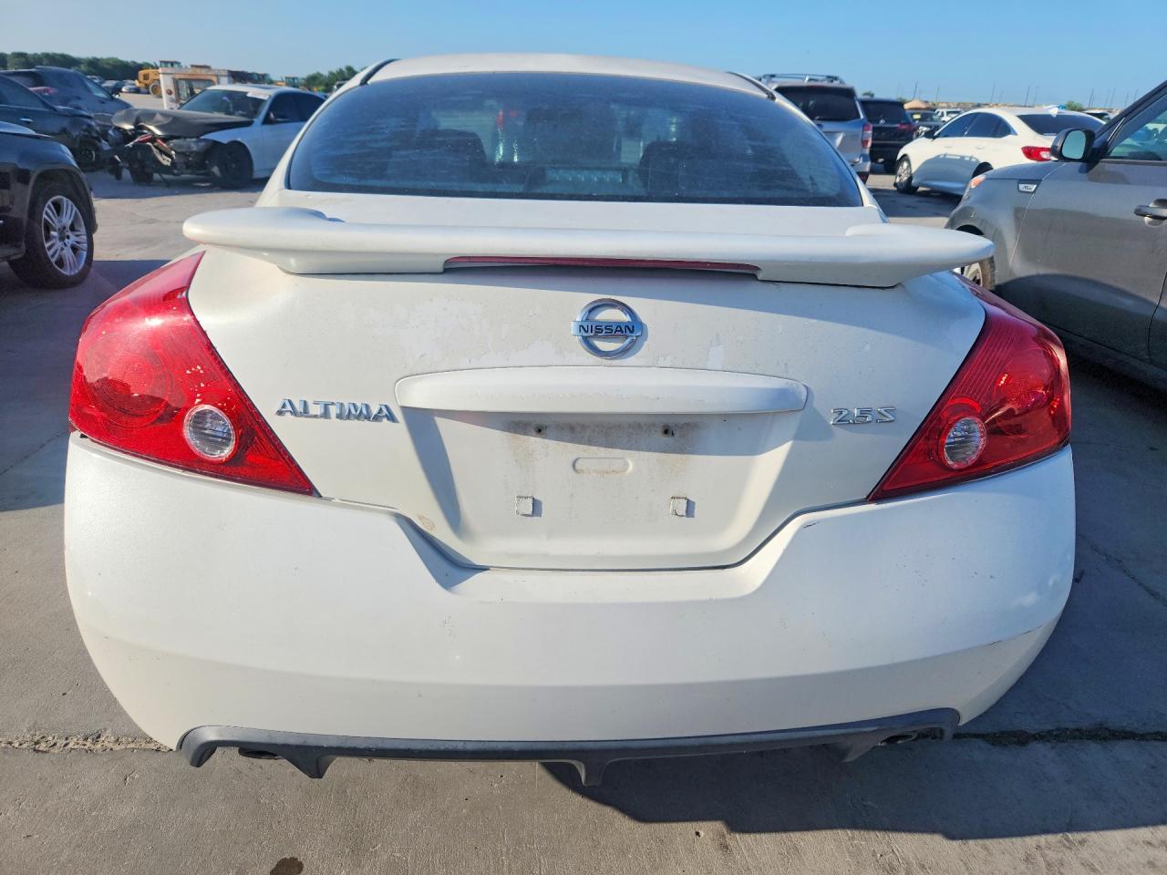 2008 Nissan Altima 2.5s White vin: 1N4AL24E68C157268