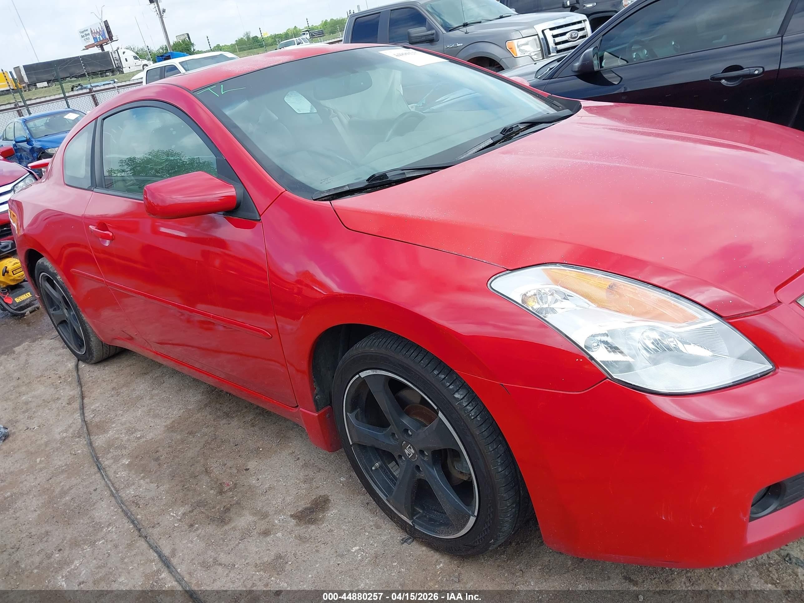 2008 Nissan Altima 2.5 S Red vin: 1N4AL24E88C183533