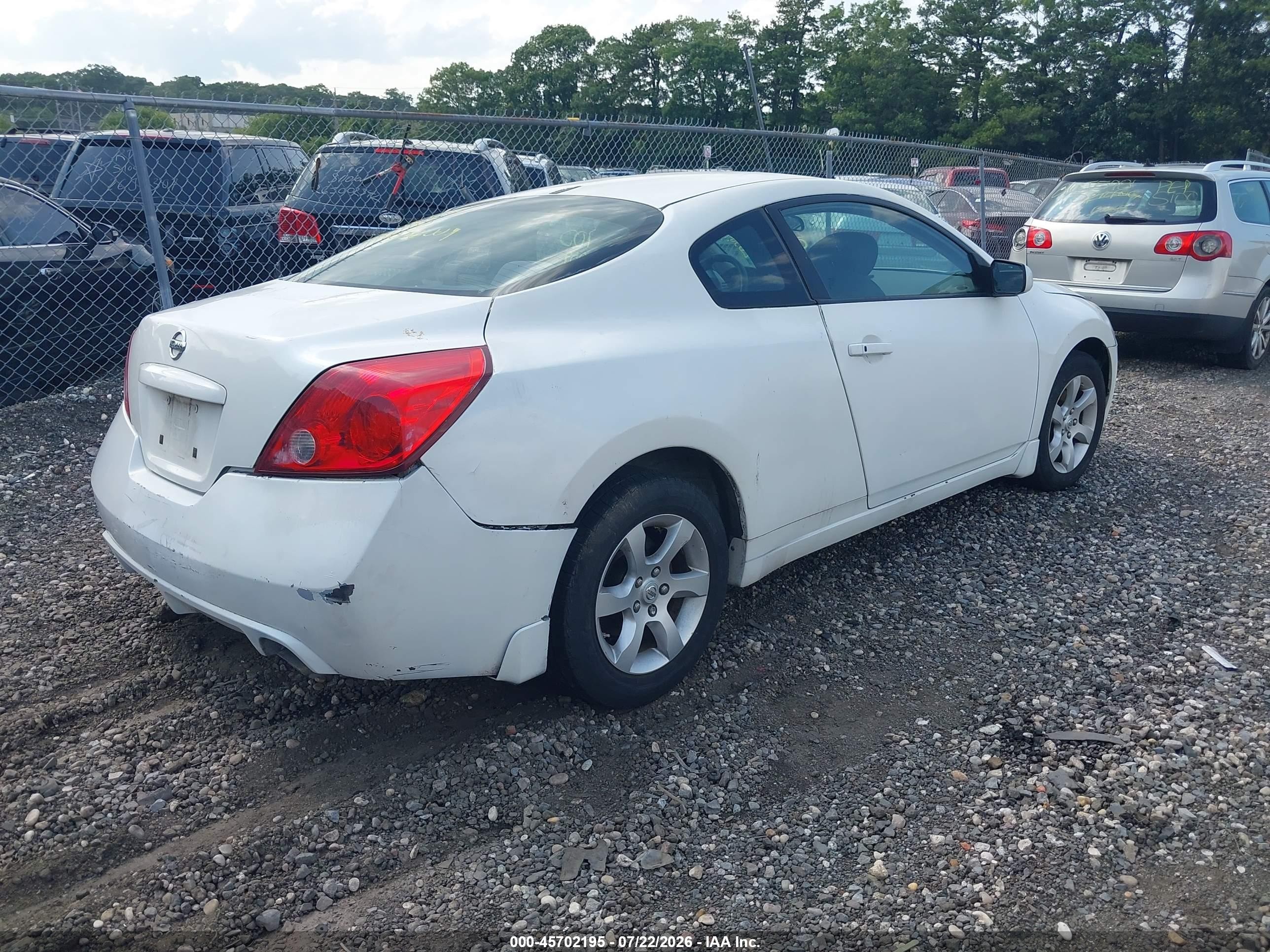 2008 Nissan Altima 2.5 S White vin: 1N4AL24E88C262832