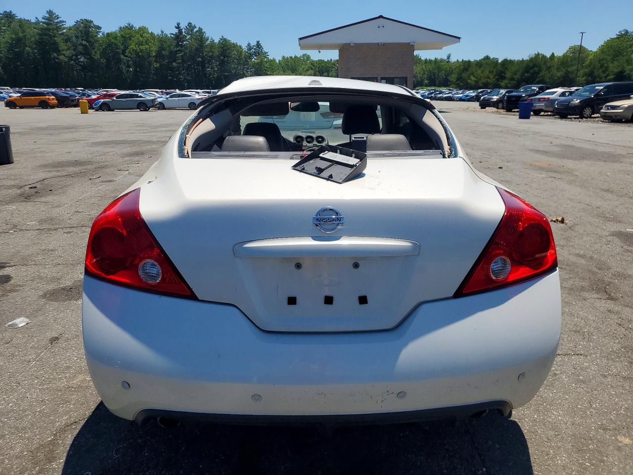 2009 Nissan Altima 2.5s White vin: 1N4AL24E89C185591