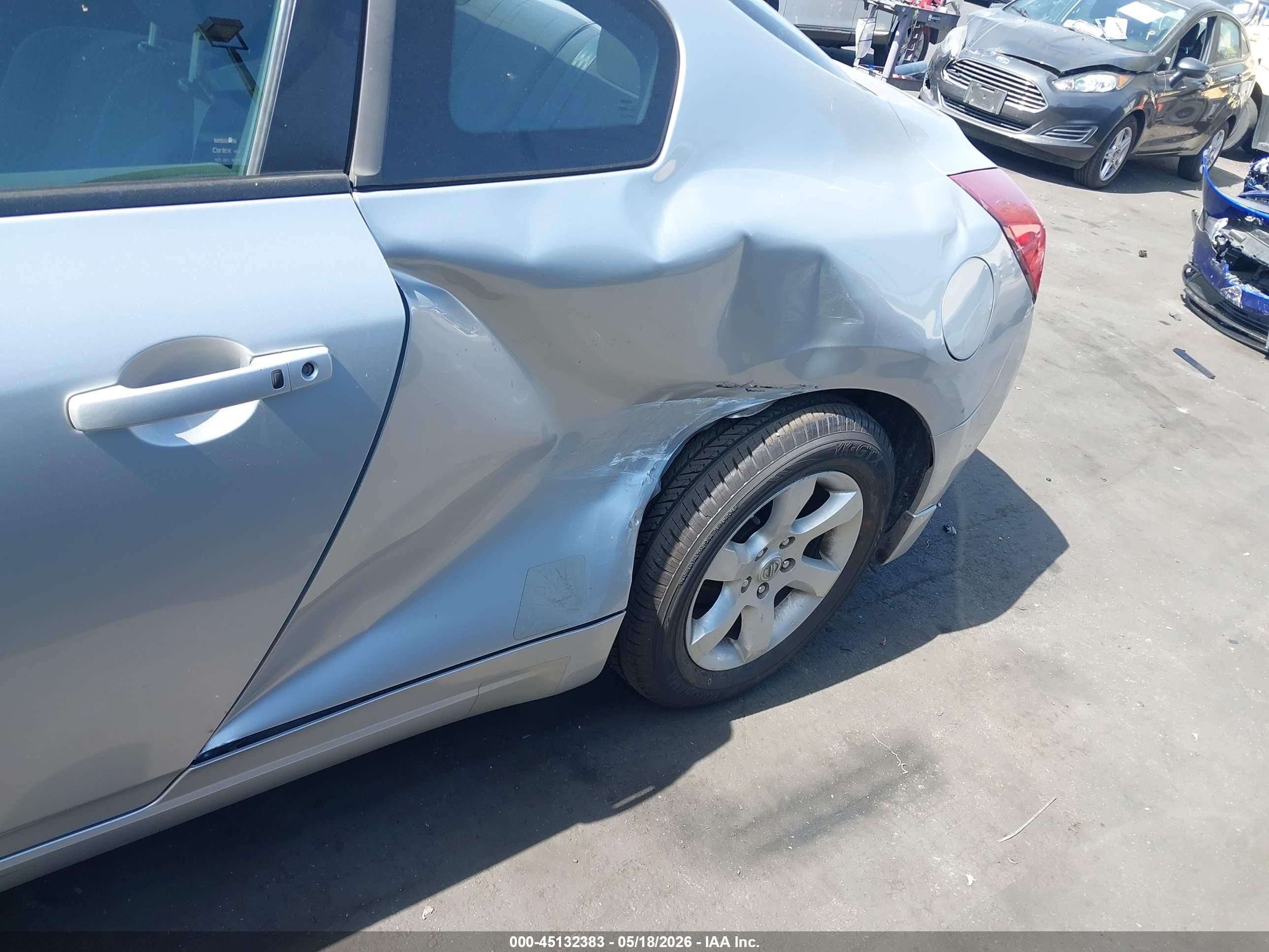 2008 Nissan Altima 2.5 S Silver vin: 1N4AL24EX8C135242