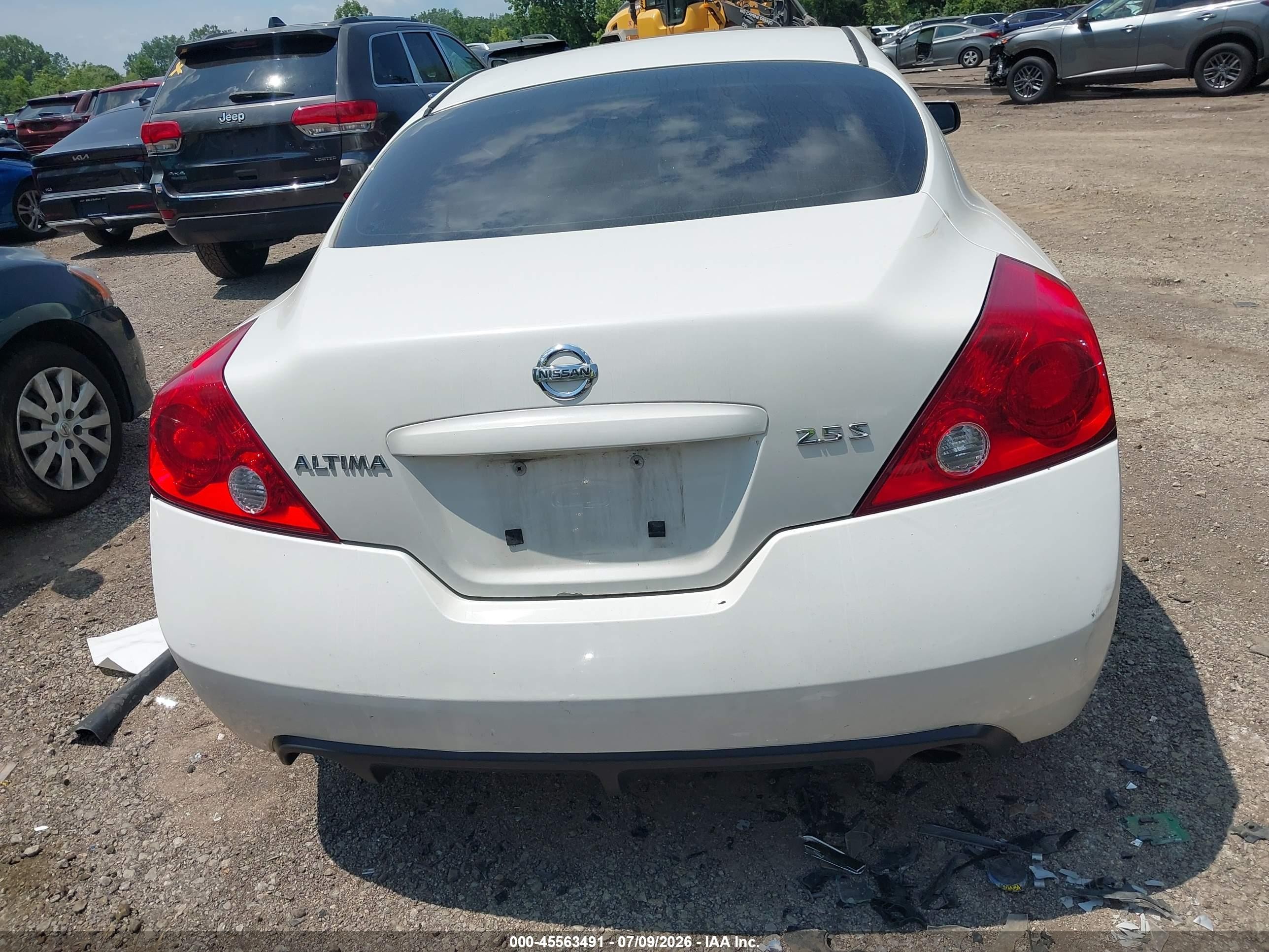 2008 Nissan Altima 2.5 S White vin: 1N4AL24EX8C247278