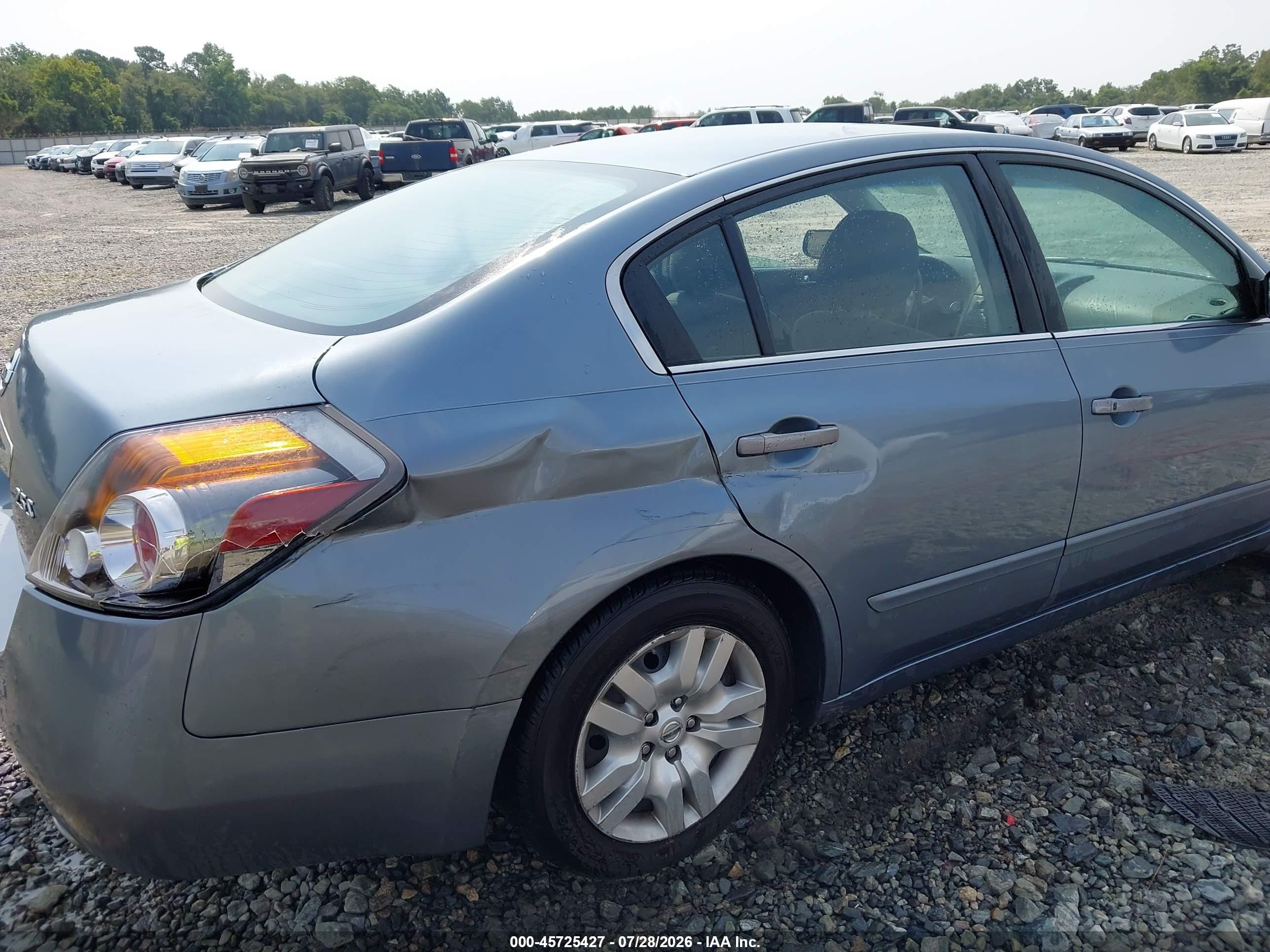 2010 Nissan Altima 2.5 S Light Blue vin: 1N4AL2AP0AC132832