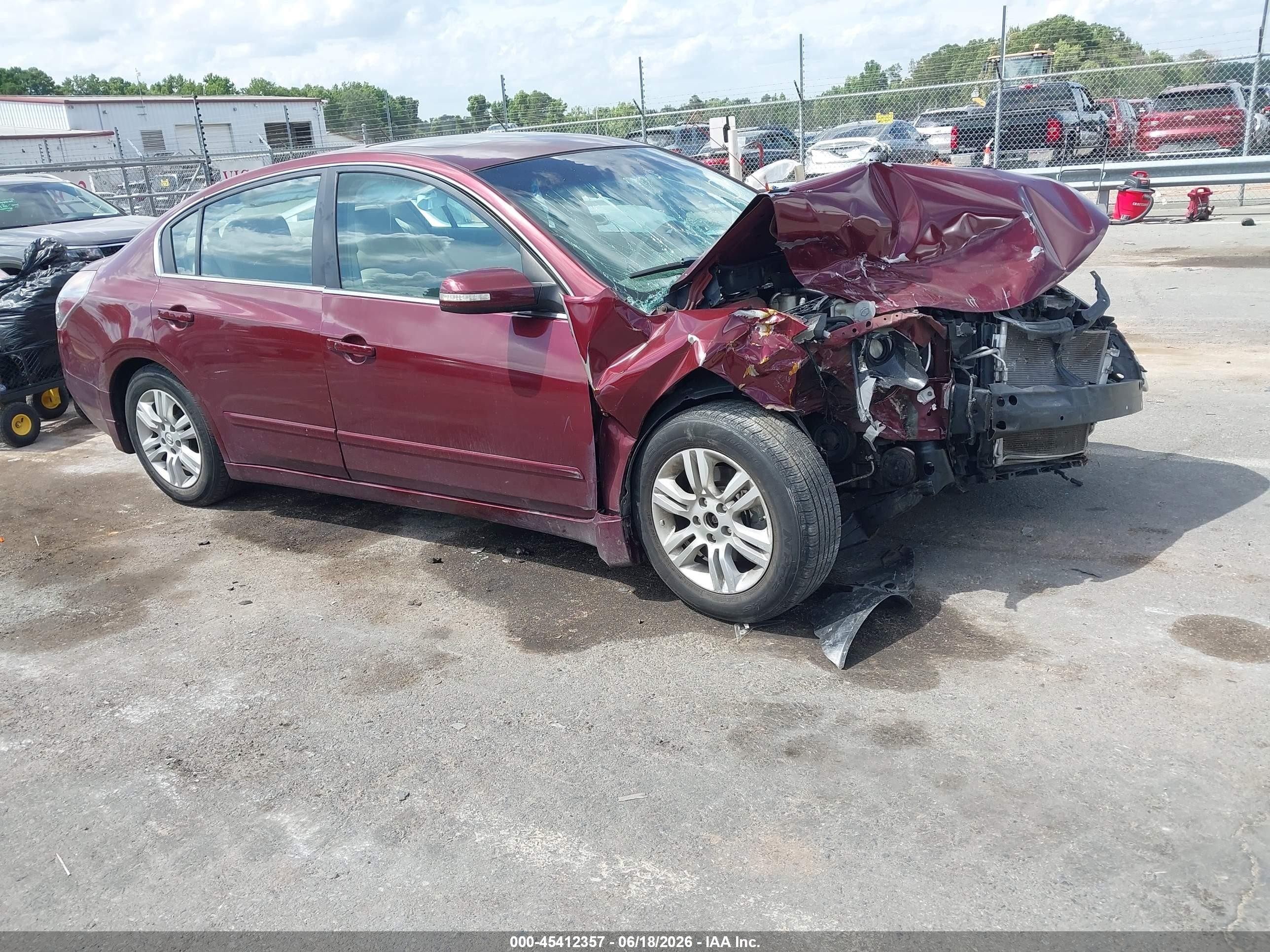 2010 Nissan Altima 2.5 S Burgundy vin: 1N4AL2AP0AC167371