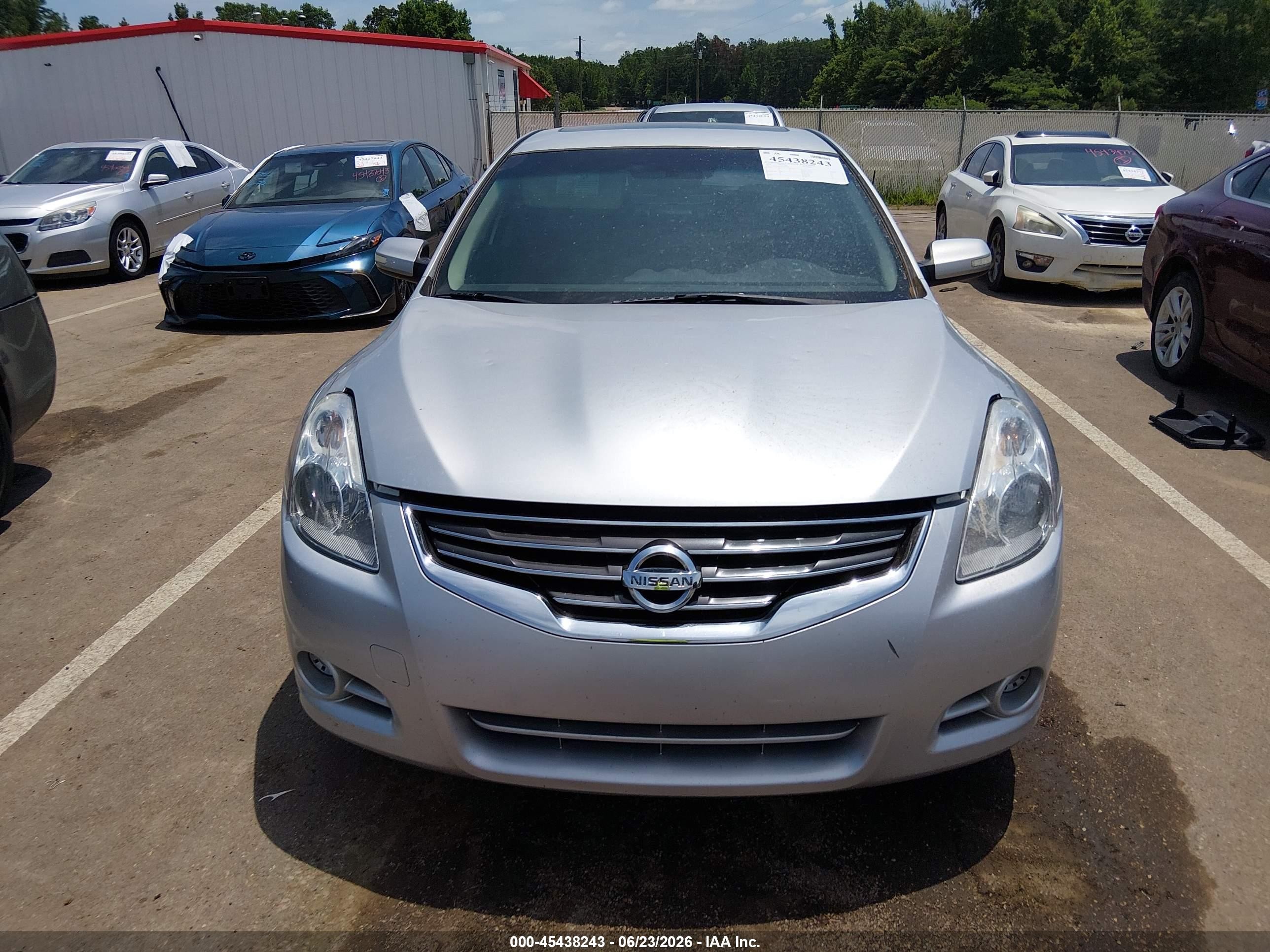 2010 Nissan Altima 2.5 S Silver vin: 1N4AL2AP0AC186910