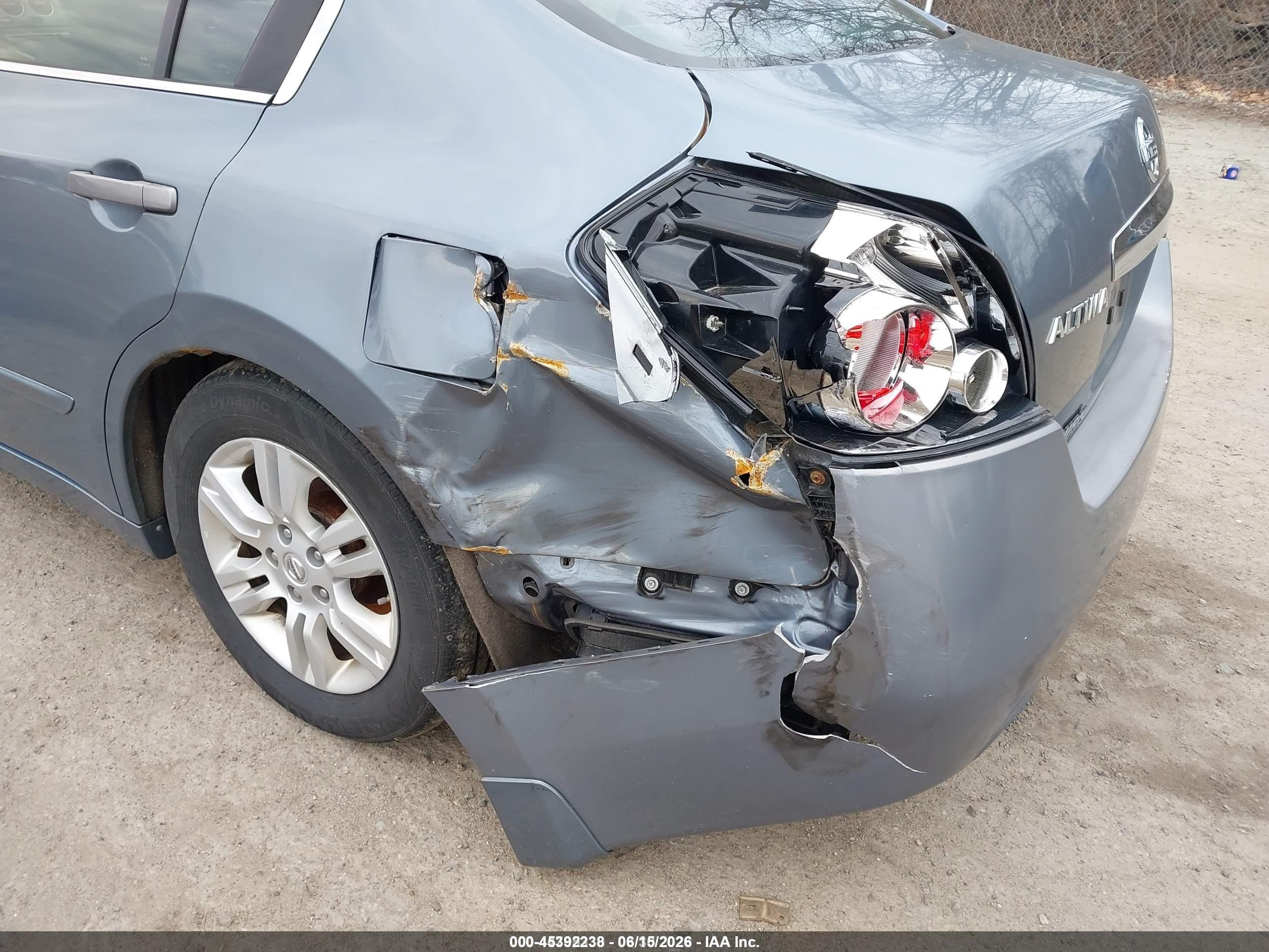 2010 Nissan Altima 2.5 S Blue vin: 1N4AL2AP0AN411217