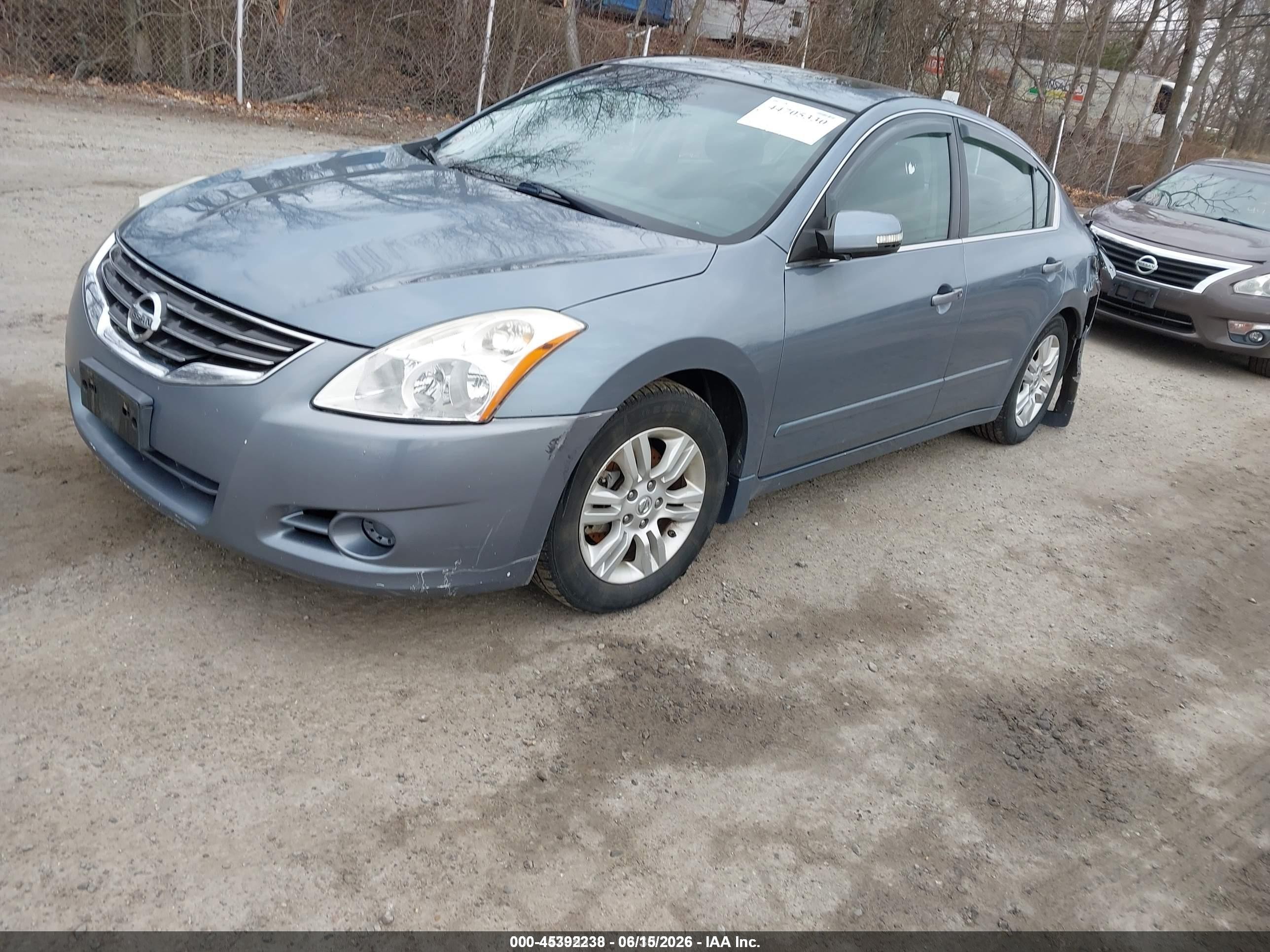 2010 Nissan Altima 2.5 S Blue vin: 1N4AL2AP0AN411217
