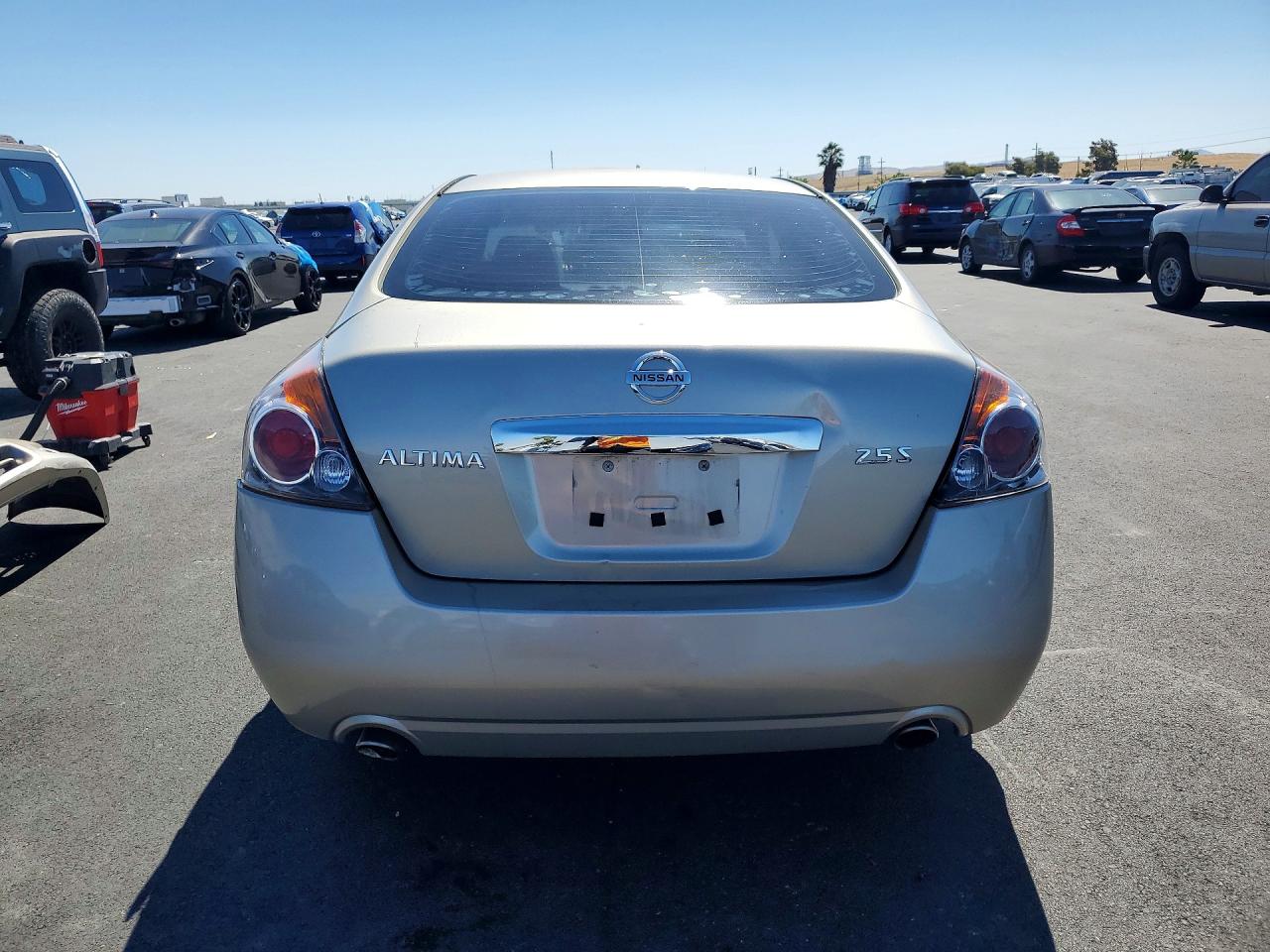2010 Nissan Altima 2.5 Beige vin: 1N4AL2AP0AN425845