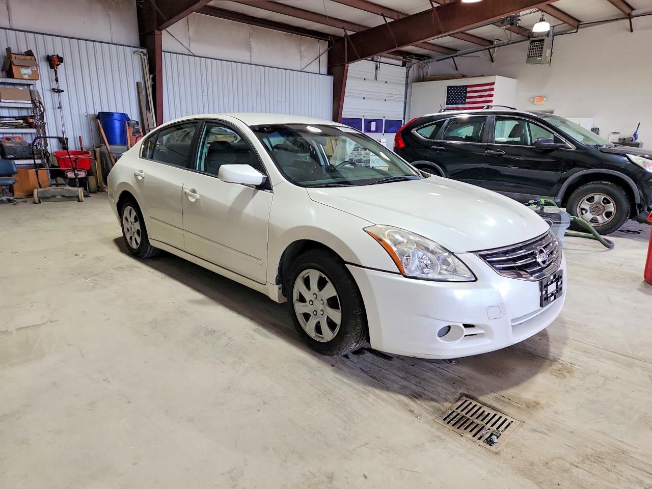 2010 Nissan Altima 2.5 White vin: 1N4AL2AP0AN432424