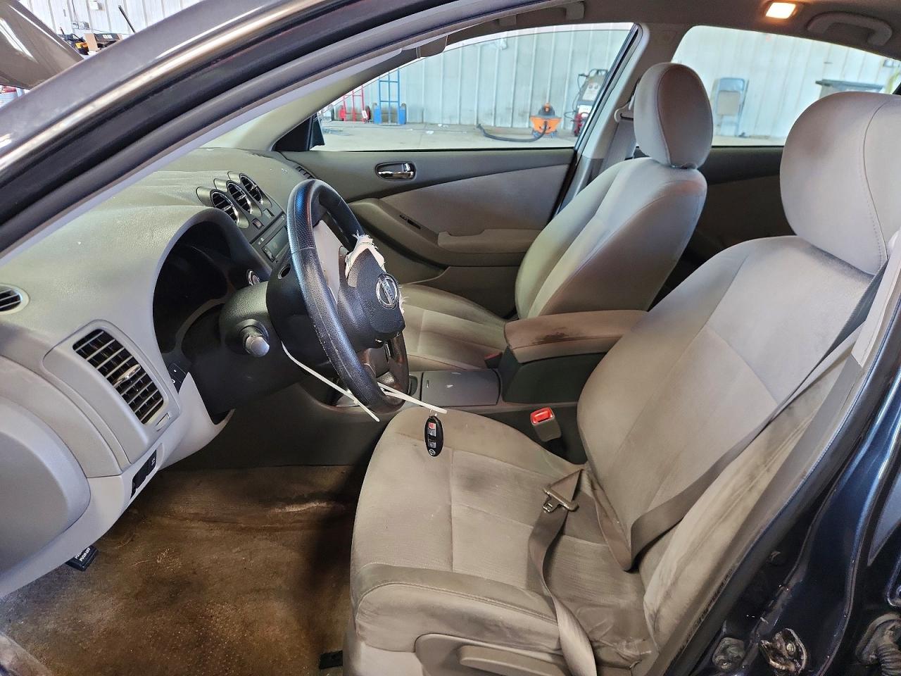 2010 Nissan Altima 2.5 Серый vin: 1N4AL2AP0AN441012
