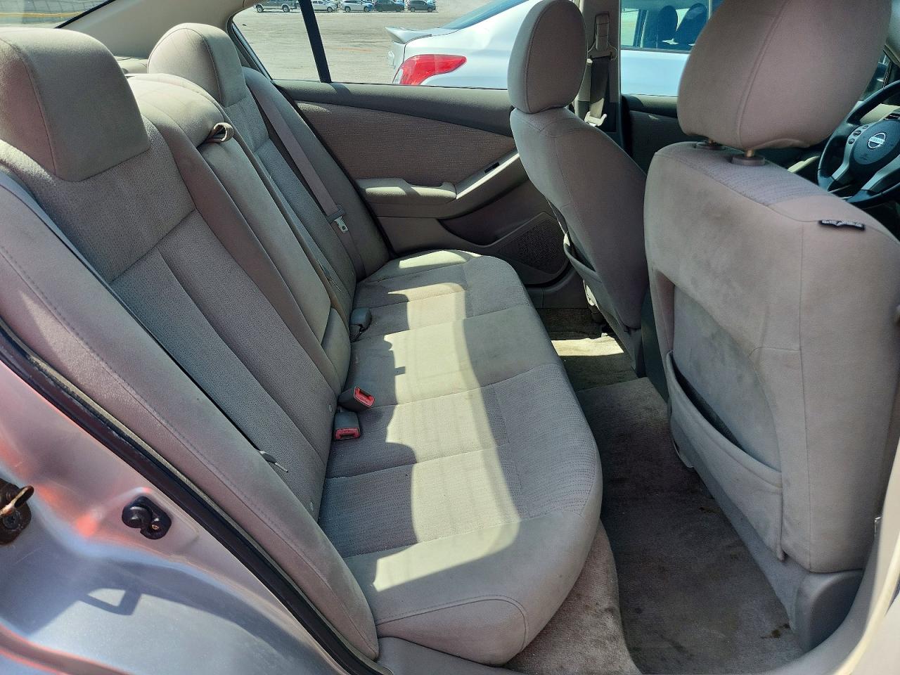 2010 Nissan Altima 2.5 Silver vin: 1N4AL2AP0AN449918