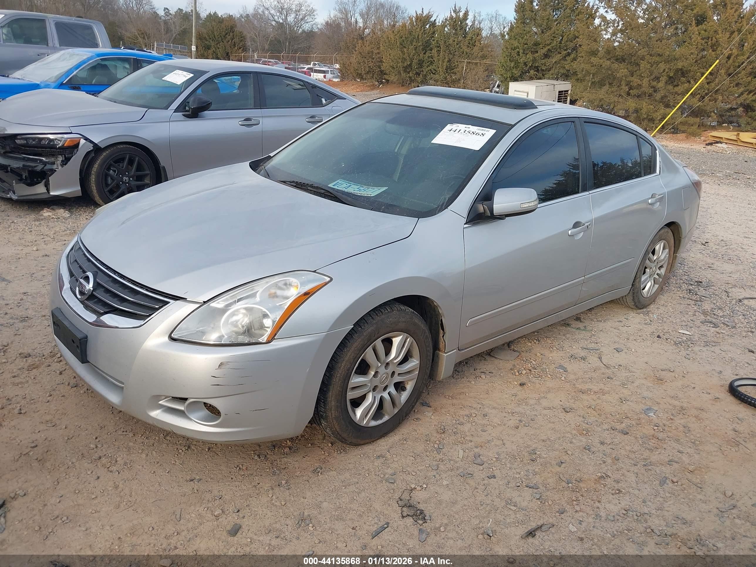 2010 Nissan Altima 2.5 S Серебряный vin: 1N4AL2AP0AN452687