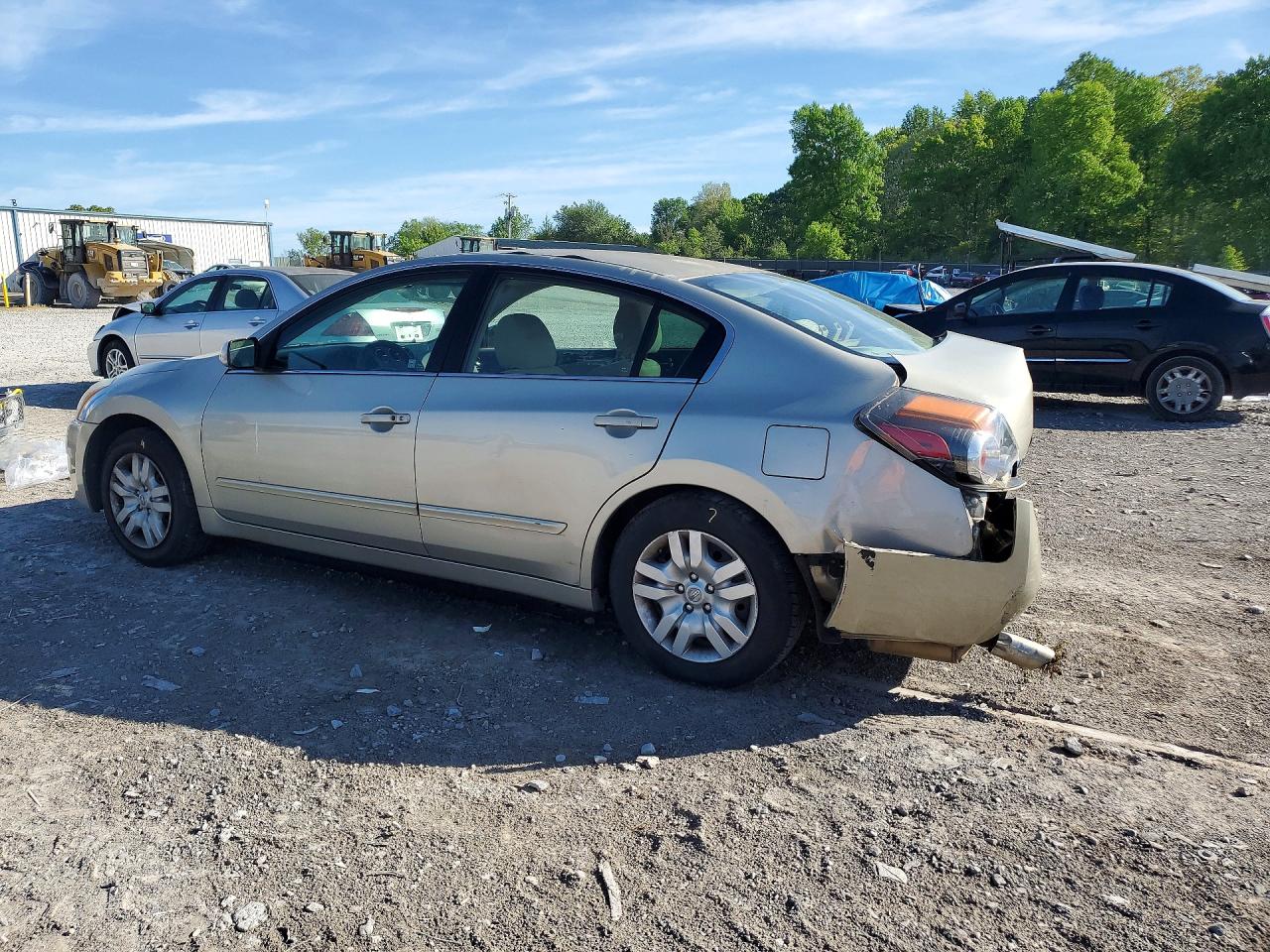 2010 Nissan Altima Gold vin: 1N4AL2AP0AN472793