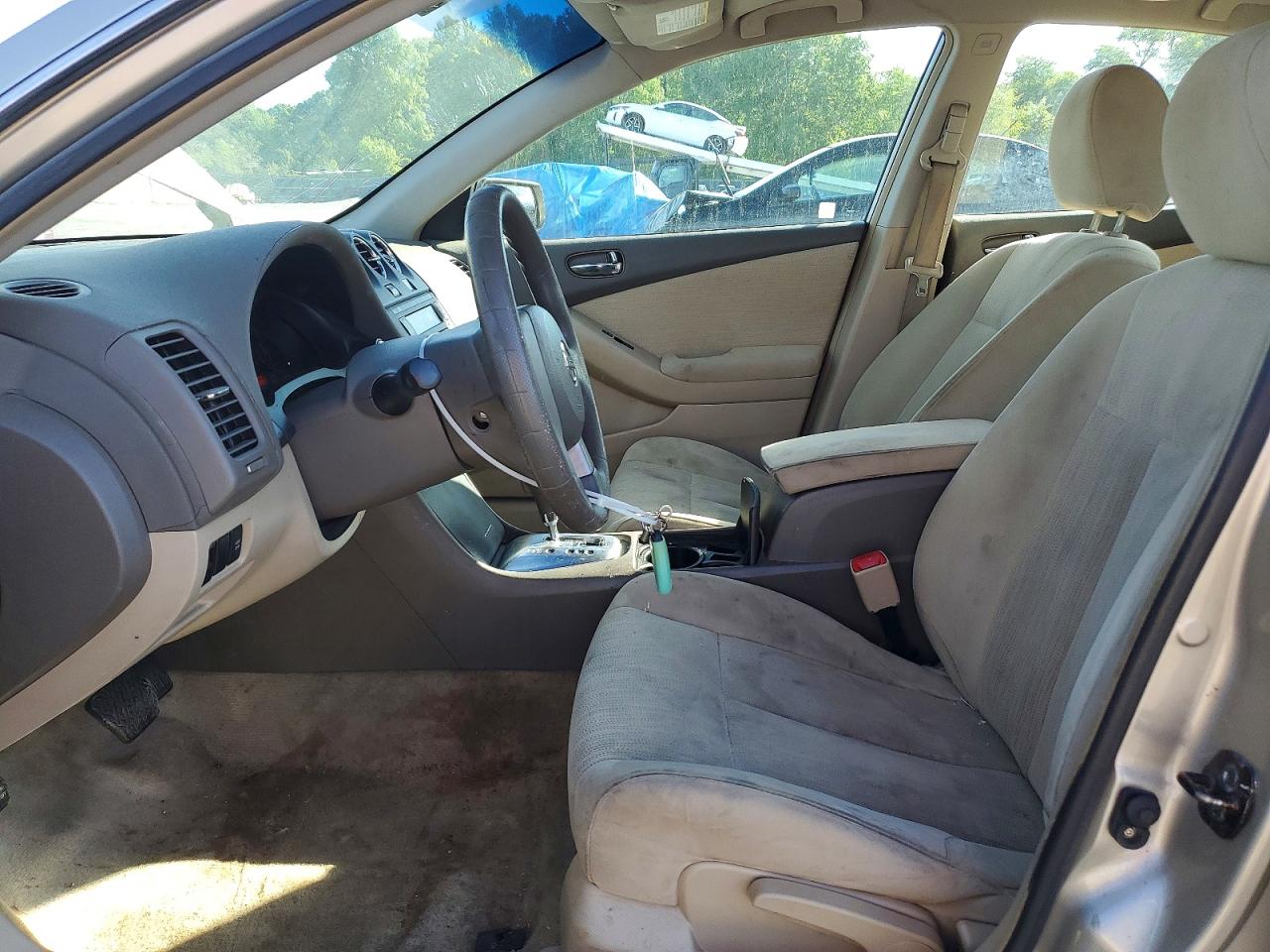 2010 Nissan Altima Gold vin: 1N4AL2AP0AN472793