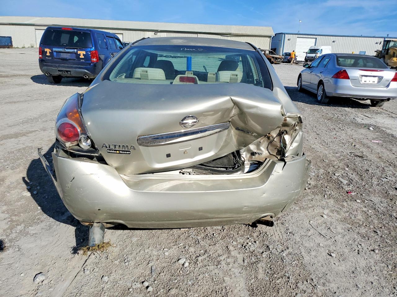 2010 Nissan Altima Gold vin: 1N4AL2AP0AN472793