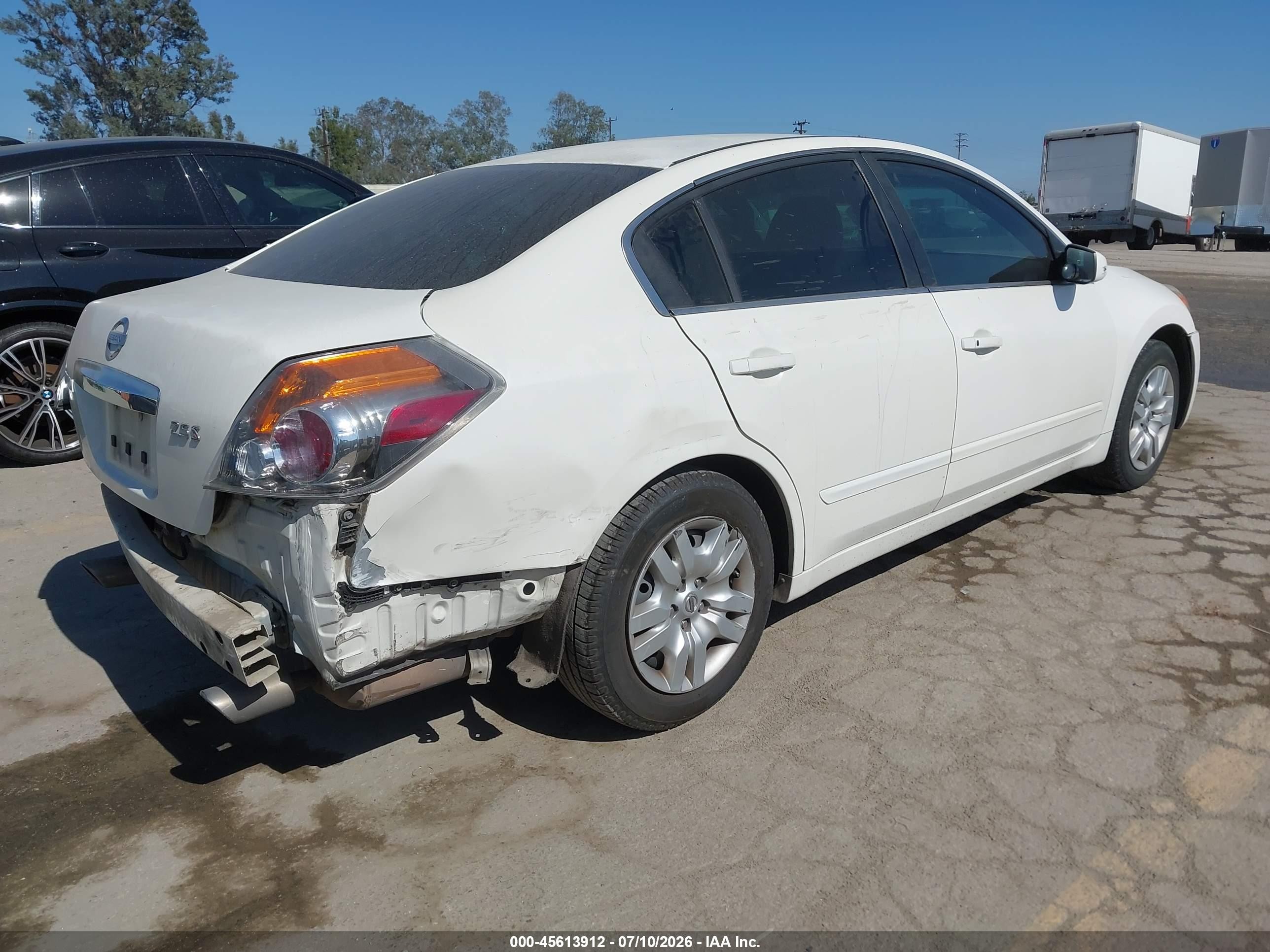 2010 Nissan Altima 2.5 S White vin: 1N4AL2AP0AN473538