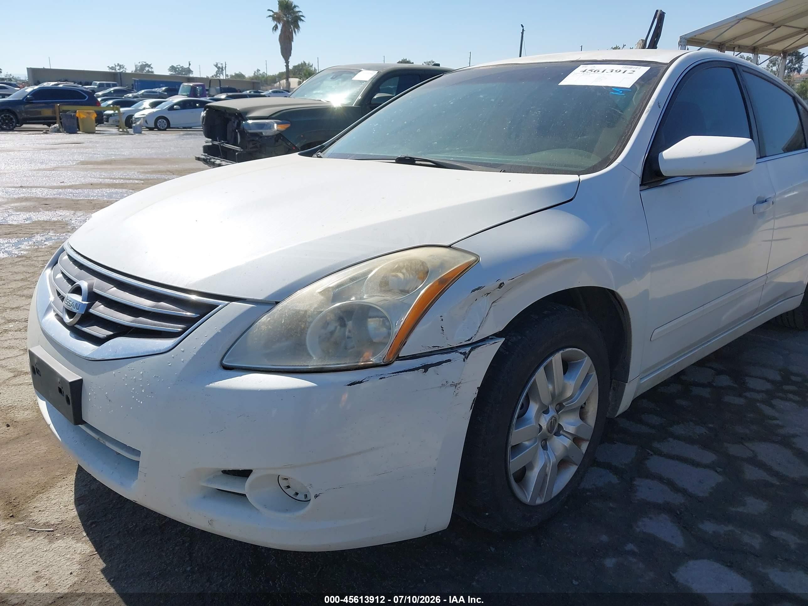 2010 Nissan Altima 2.5 S White vin: 1N4AL2AP0AN473538
