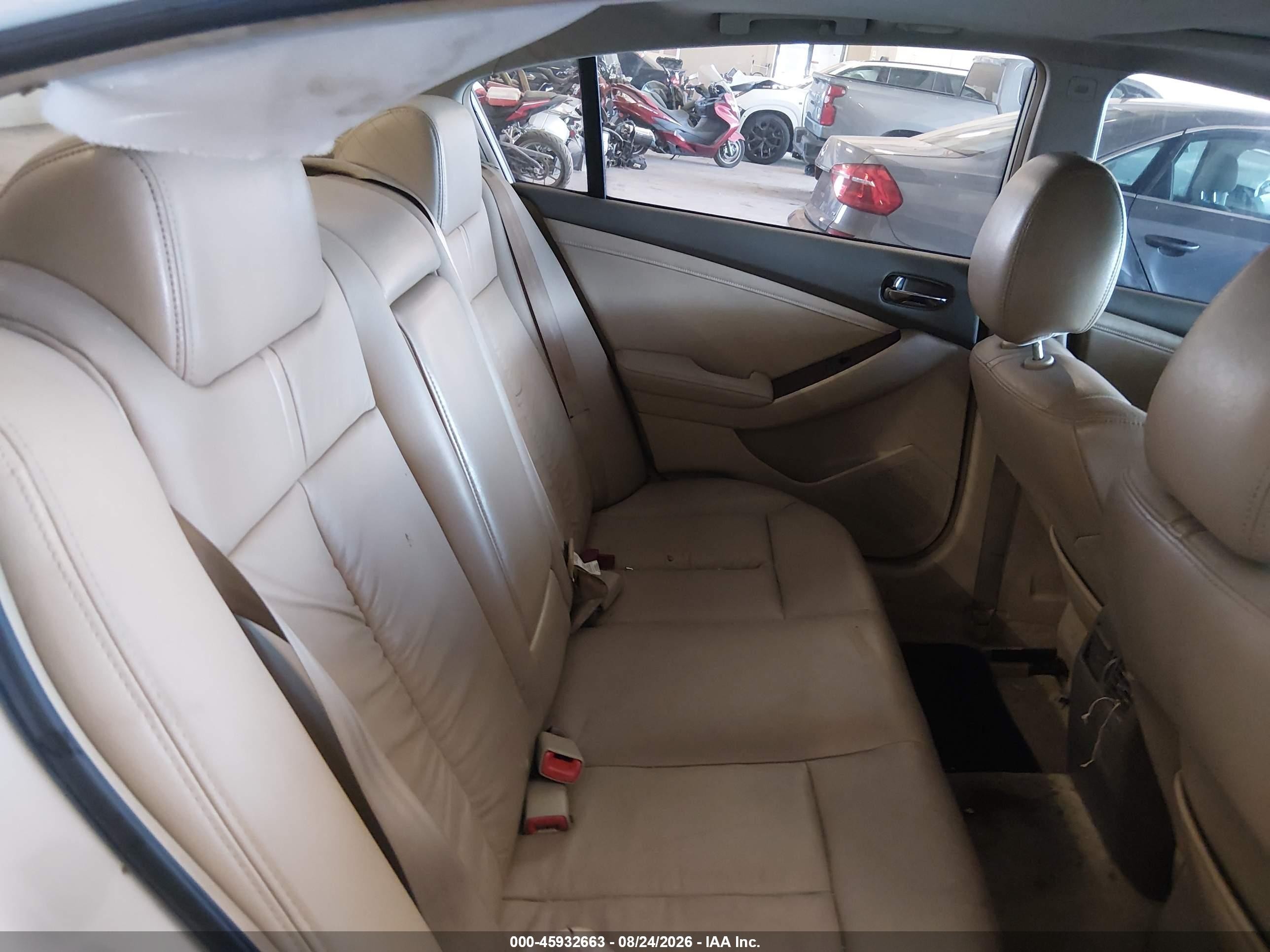 2010 Nissan Altima 2.5 S White vin: 1N4AL2AP0AN475368