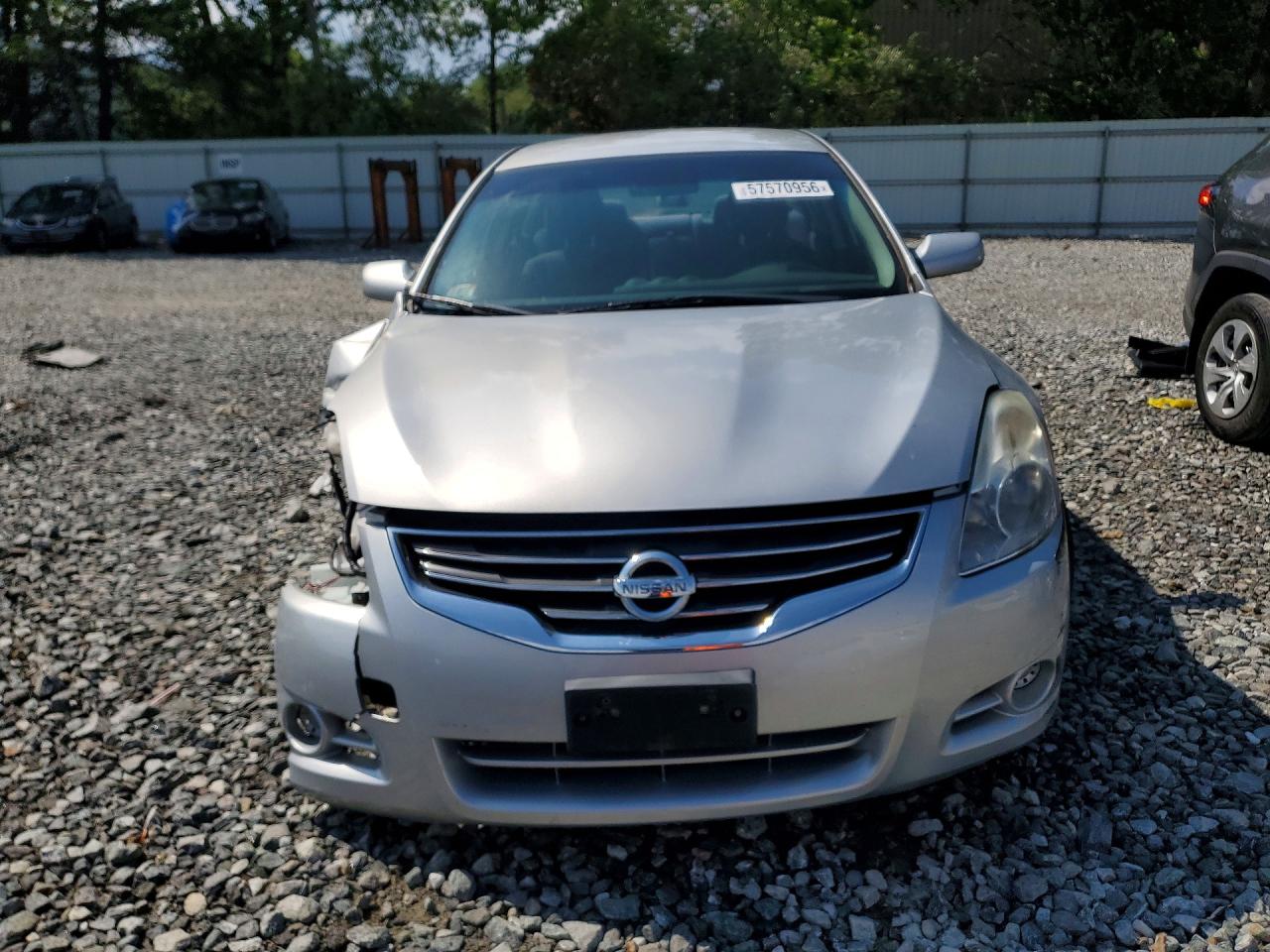 2010 Nissan Altima 2.5 Silver vin: 1N4AL2AP0AN479016