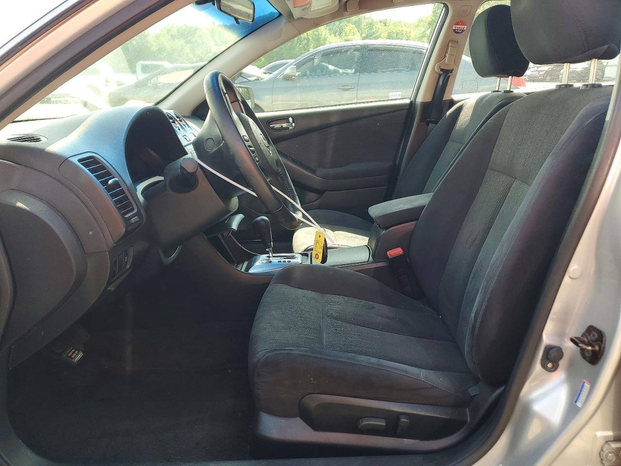 2010 Nissan Altima 2.5 Silver vin: 1N4AL2AP0AN479016