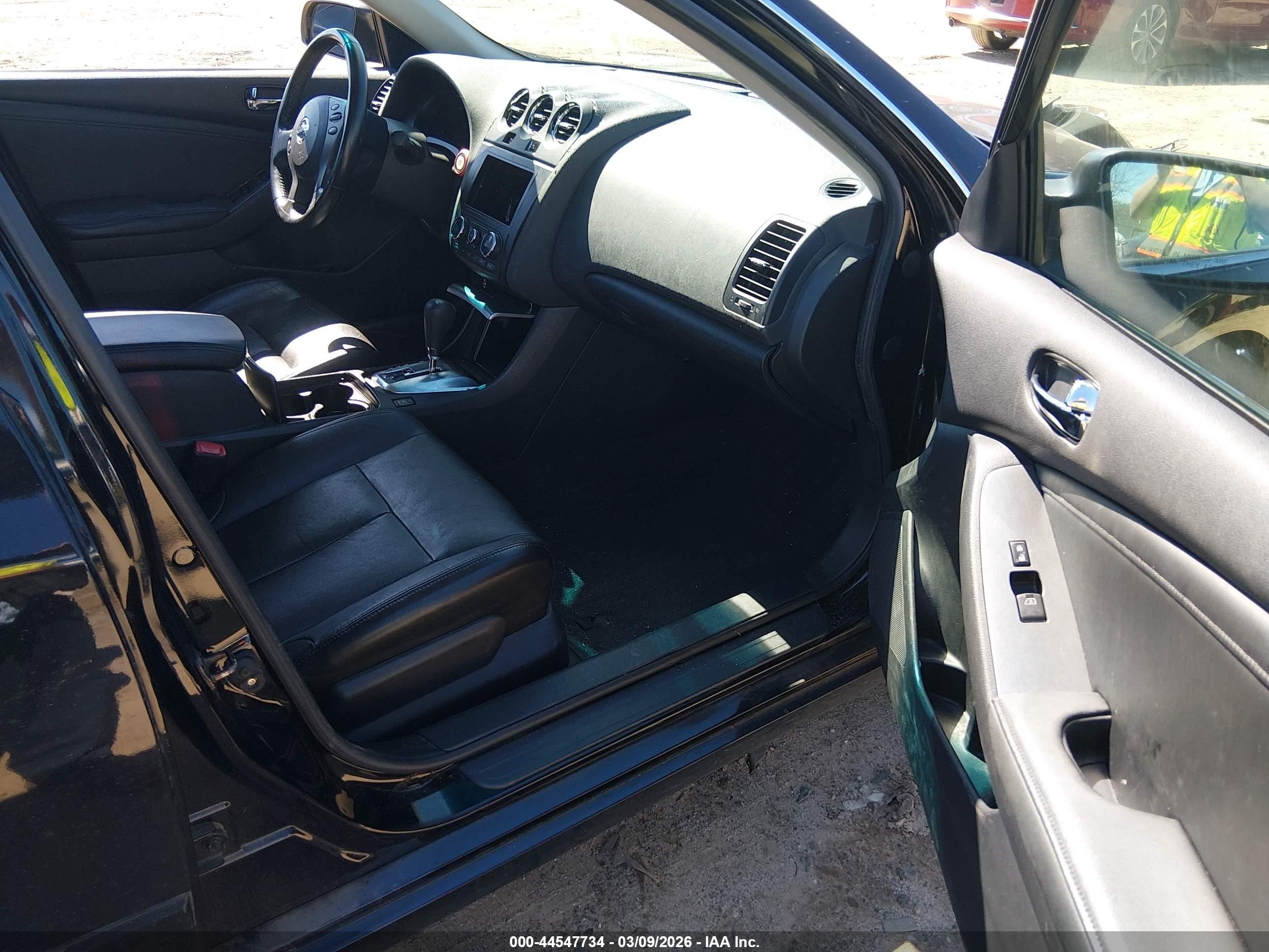 2010 Nissan Altima 2.5 S Black vin: 1N4AL2AP0AN480005