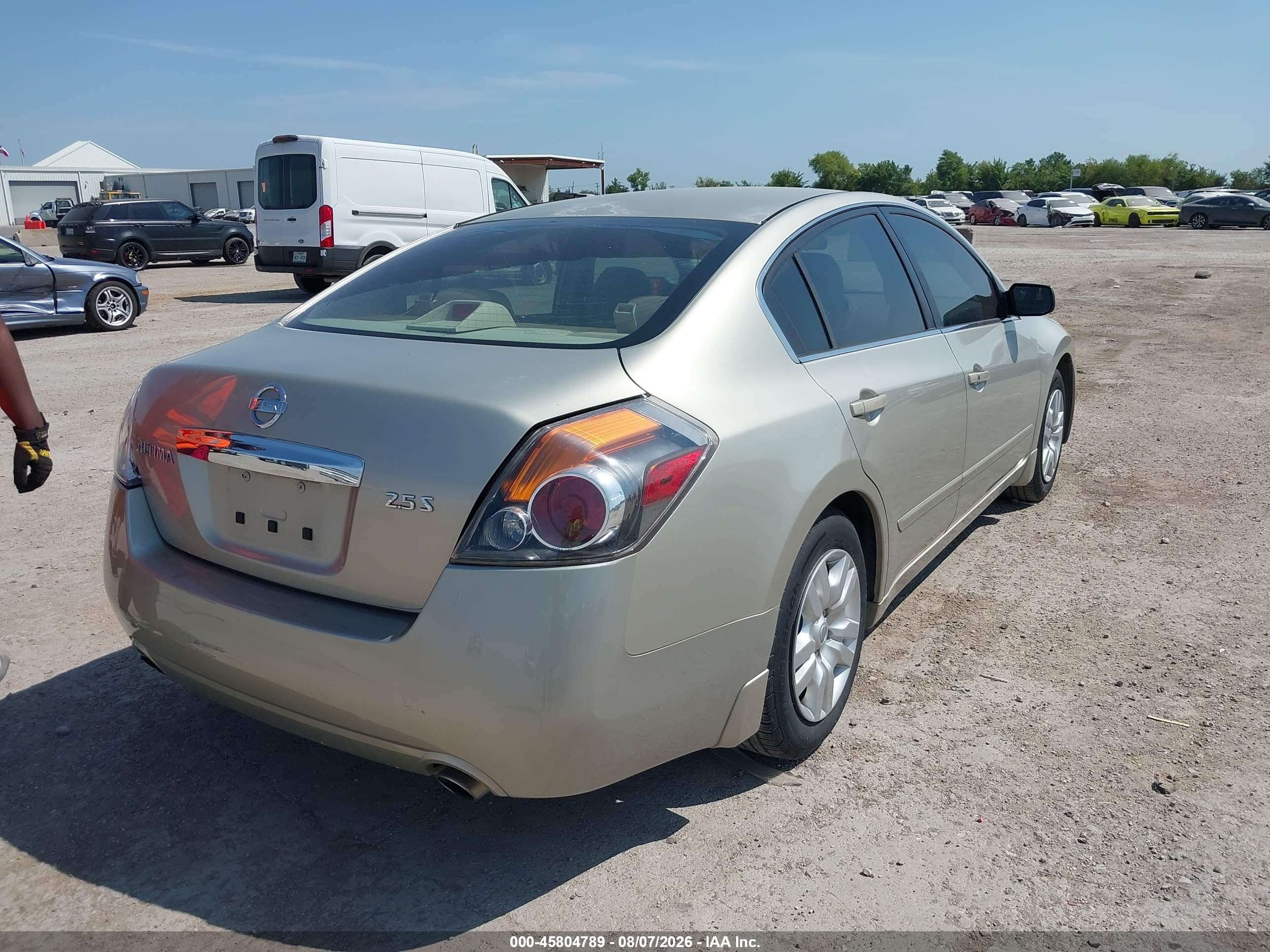 2010 Nissan Altima 2.5 S Gold vin: 1N4AL2AP0AN481607