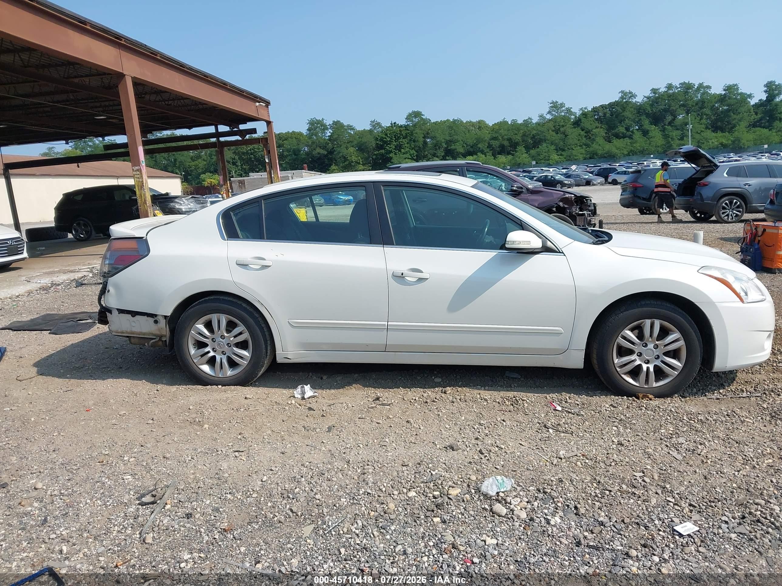 2010 Nissan Altima 2.5 S White vin: 1N4AL2AP0AN494891