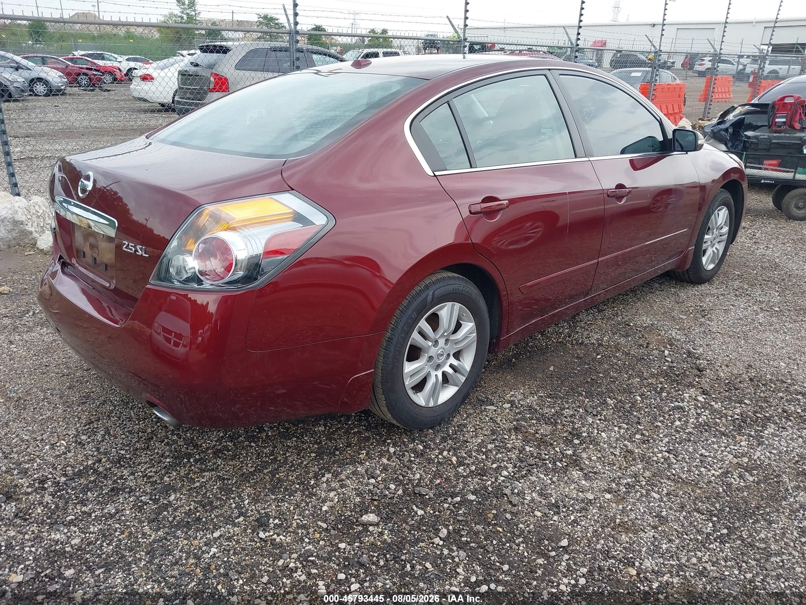 2010 Nissan Altima 2.5 S Burgundy vin: 1N4AL2AP0AN531924