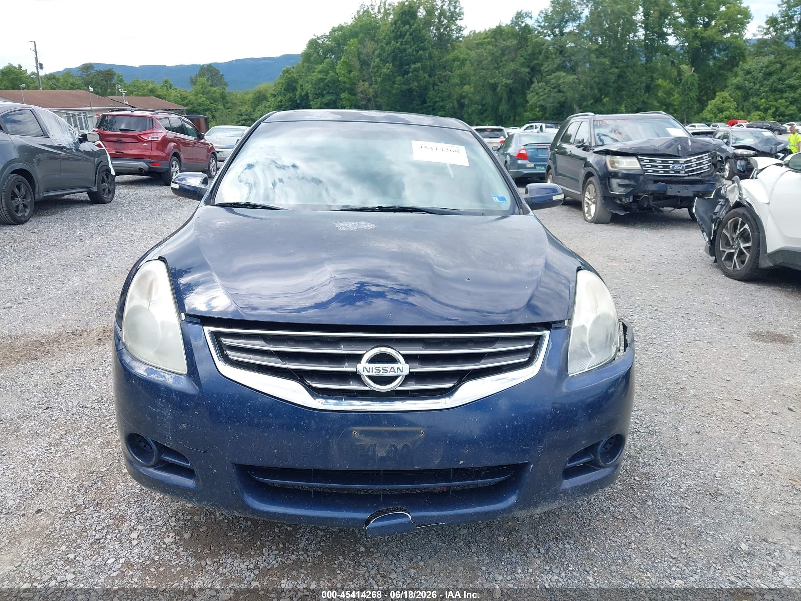 2010 Nissan Altima 2.5 S Blue vin: 1N4AL2AP0AN532071