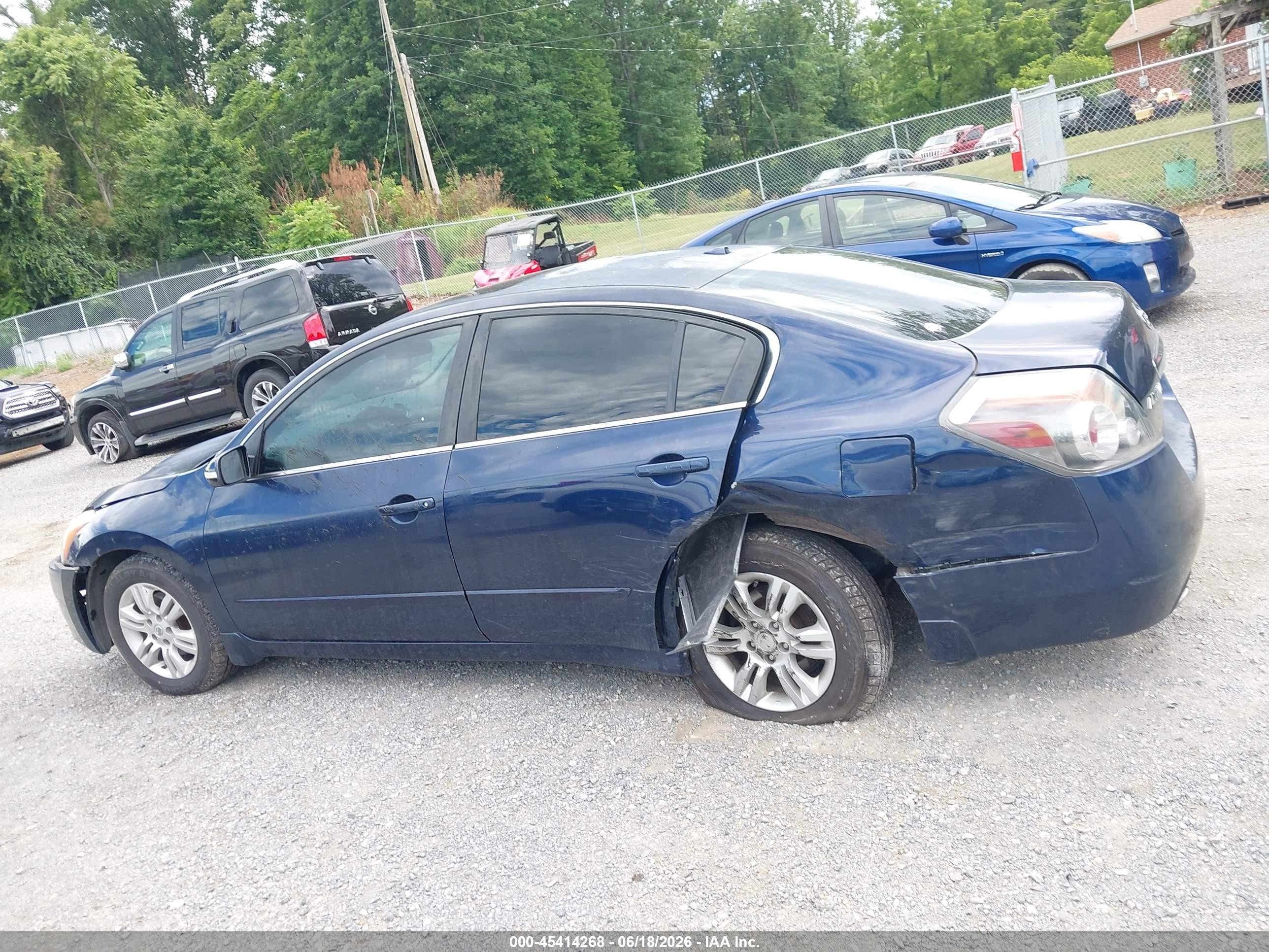 2010 Nissan Altima 2.5 S Blue vin: 1N4AL2AP0AN532071