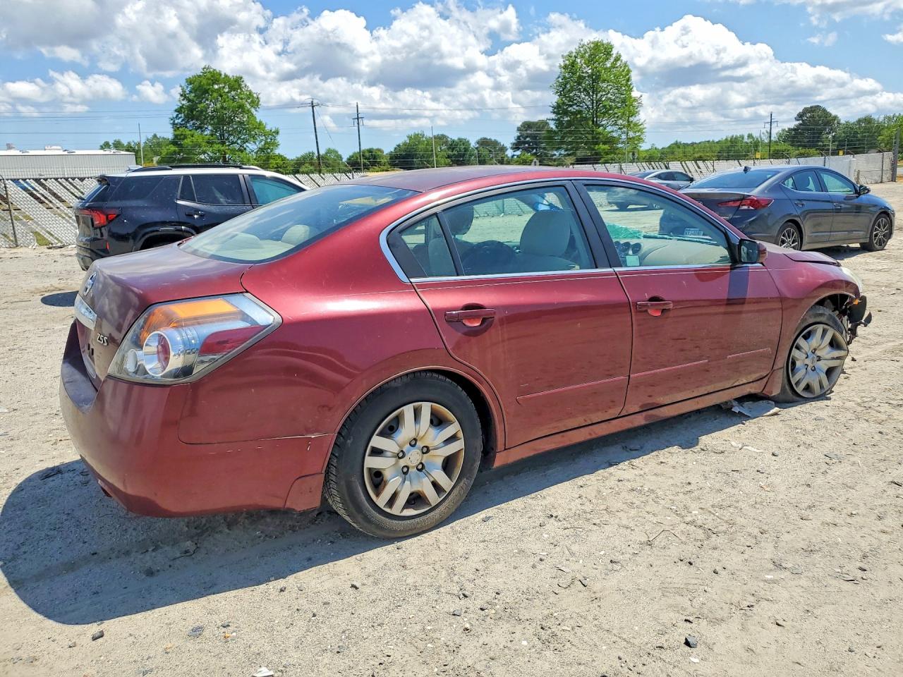 2010 Nissan Altima 2.5 Burgundy vin: 1N4AL2AP0AN536847