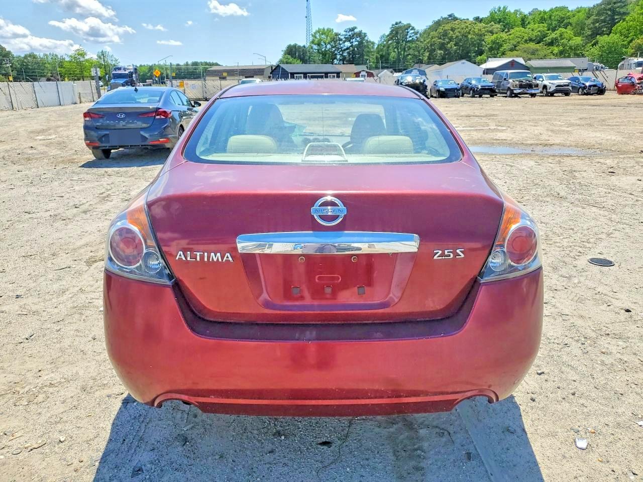 2010 Nissan Altima 2.5 Burgundy vin: 1N4AL2AP0AN536847