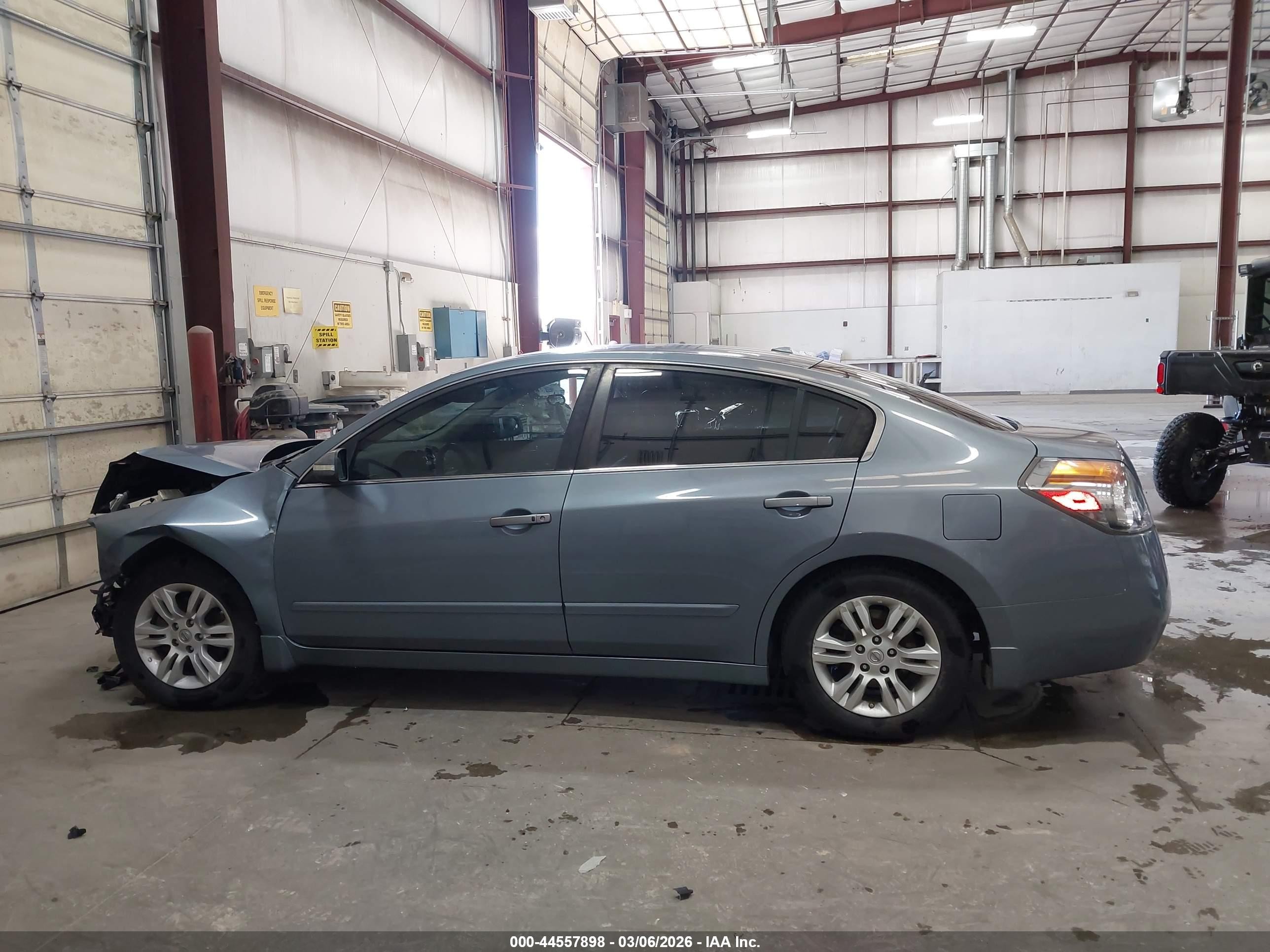 2010 Nissan Altima 2.5 S Blue vin: 1N4AL2AP0AN542079