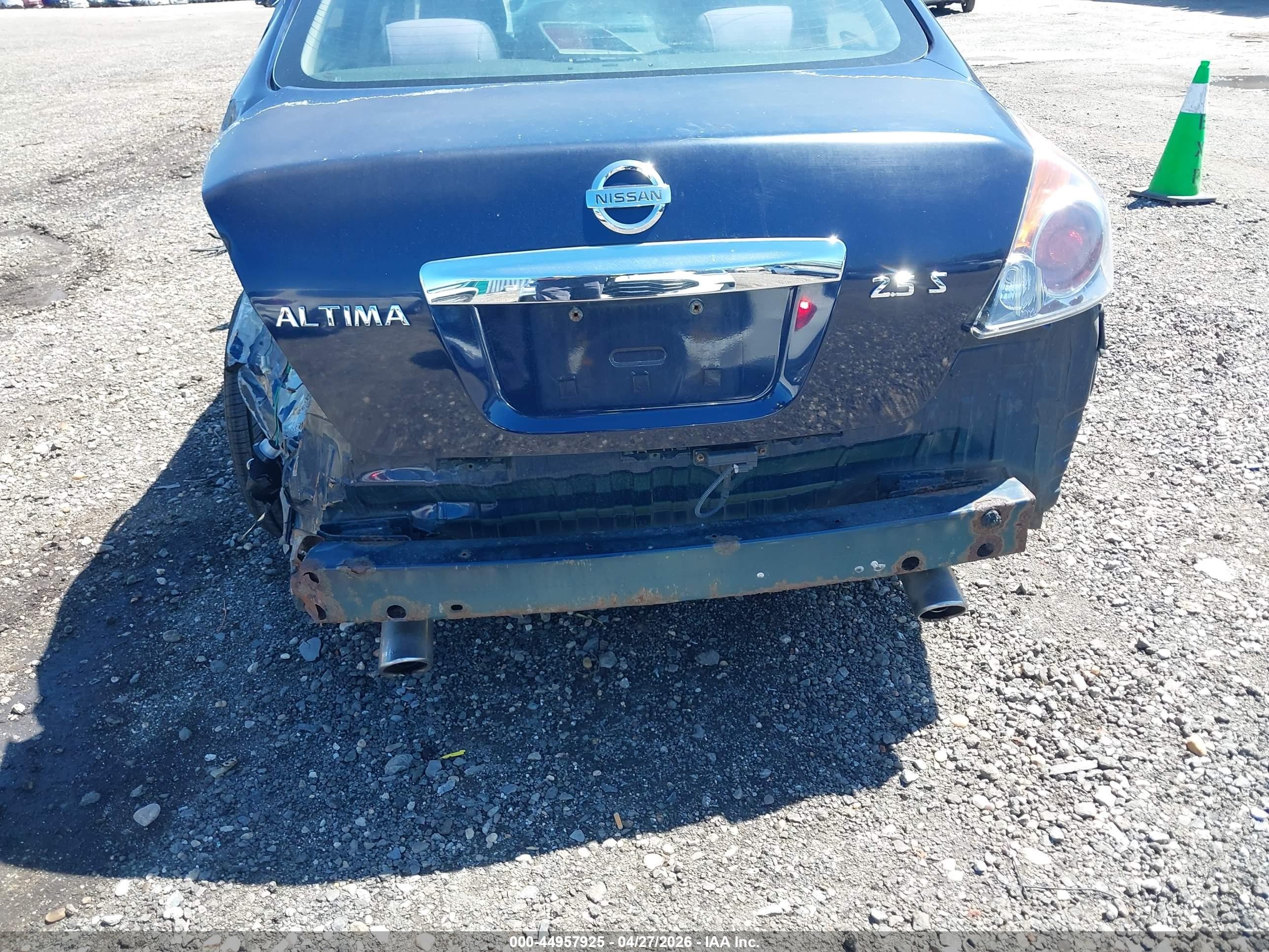 2010 Nissan Altima 2.5 S Blue vin: 1N4AL2AP0AN558105