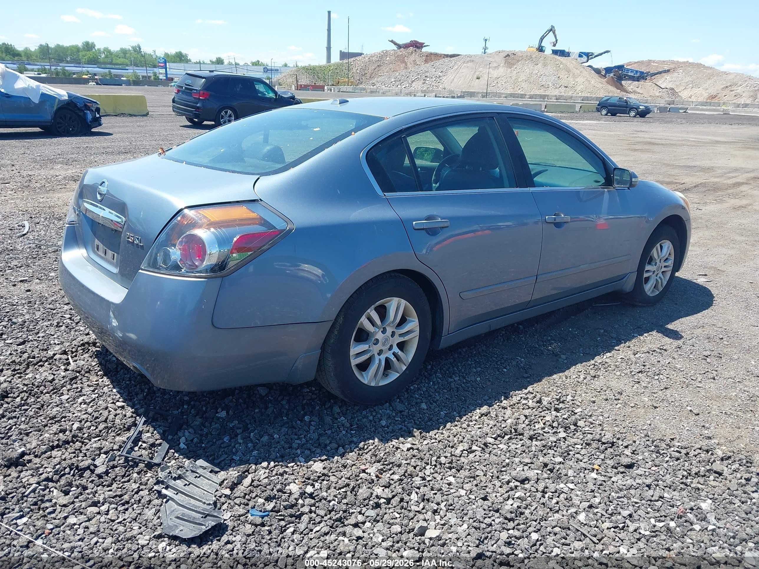 2010 Nissan Altima 2.5 S Blue vin: 1N4AL2AP0AN565135