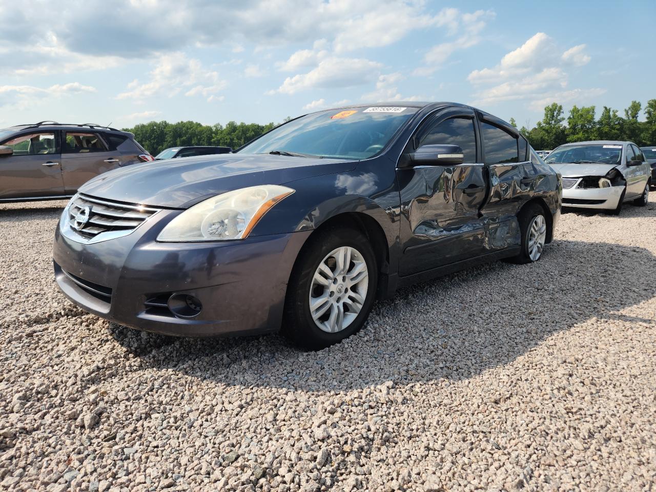 2011 Niss Altima Gray vin: 1N4AL2AP0BC114588