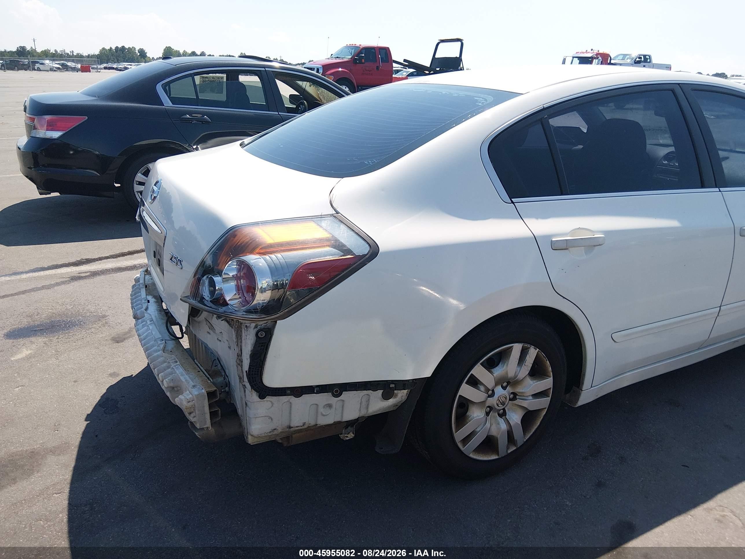 2011 Nissan Altima 2.5 S White vin: 1N4AL2AP0BC154945