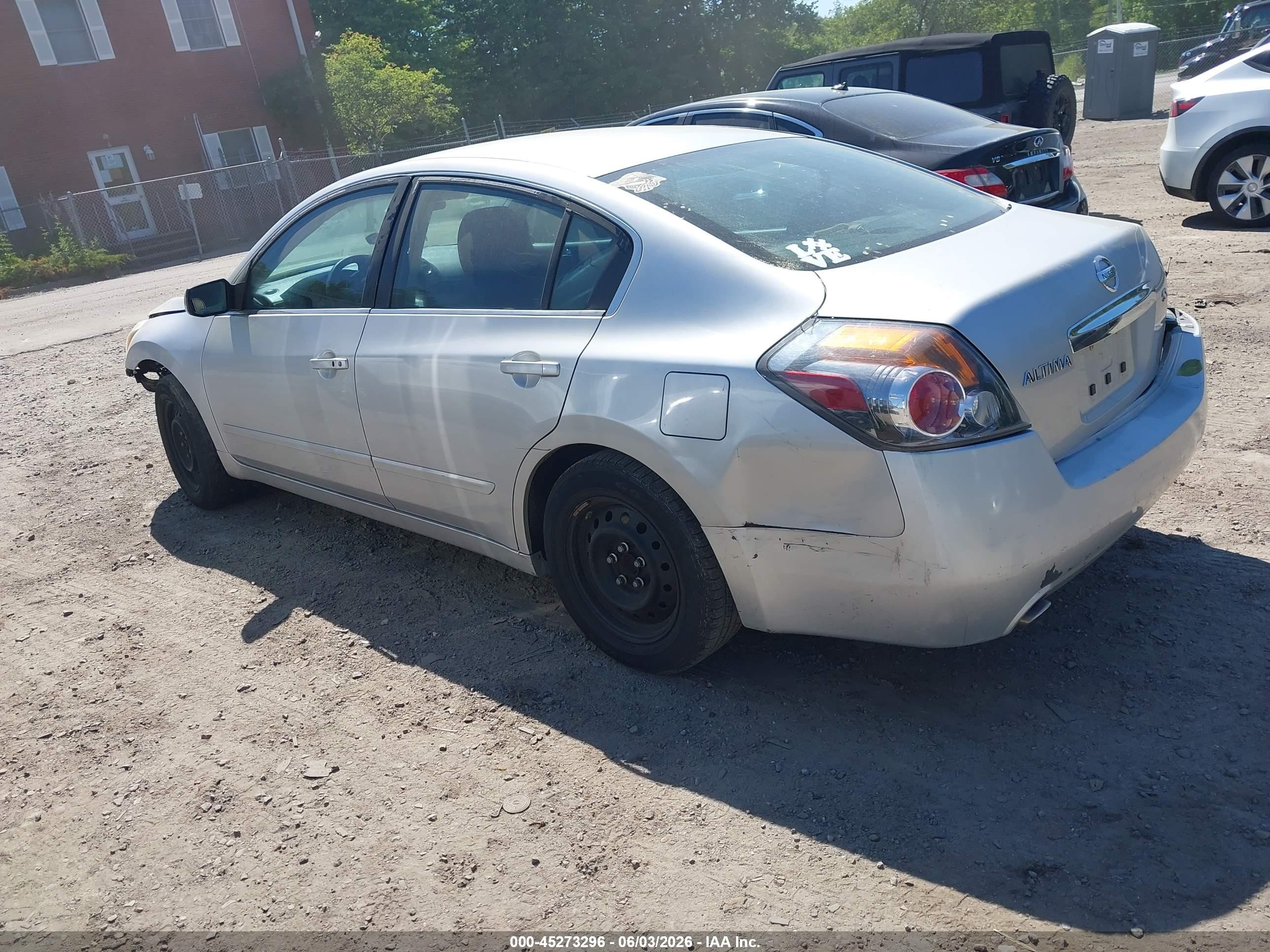 2011 Nissan Altima 2.5 S Silver vin: 1N4AL2AP0BC162480