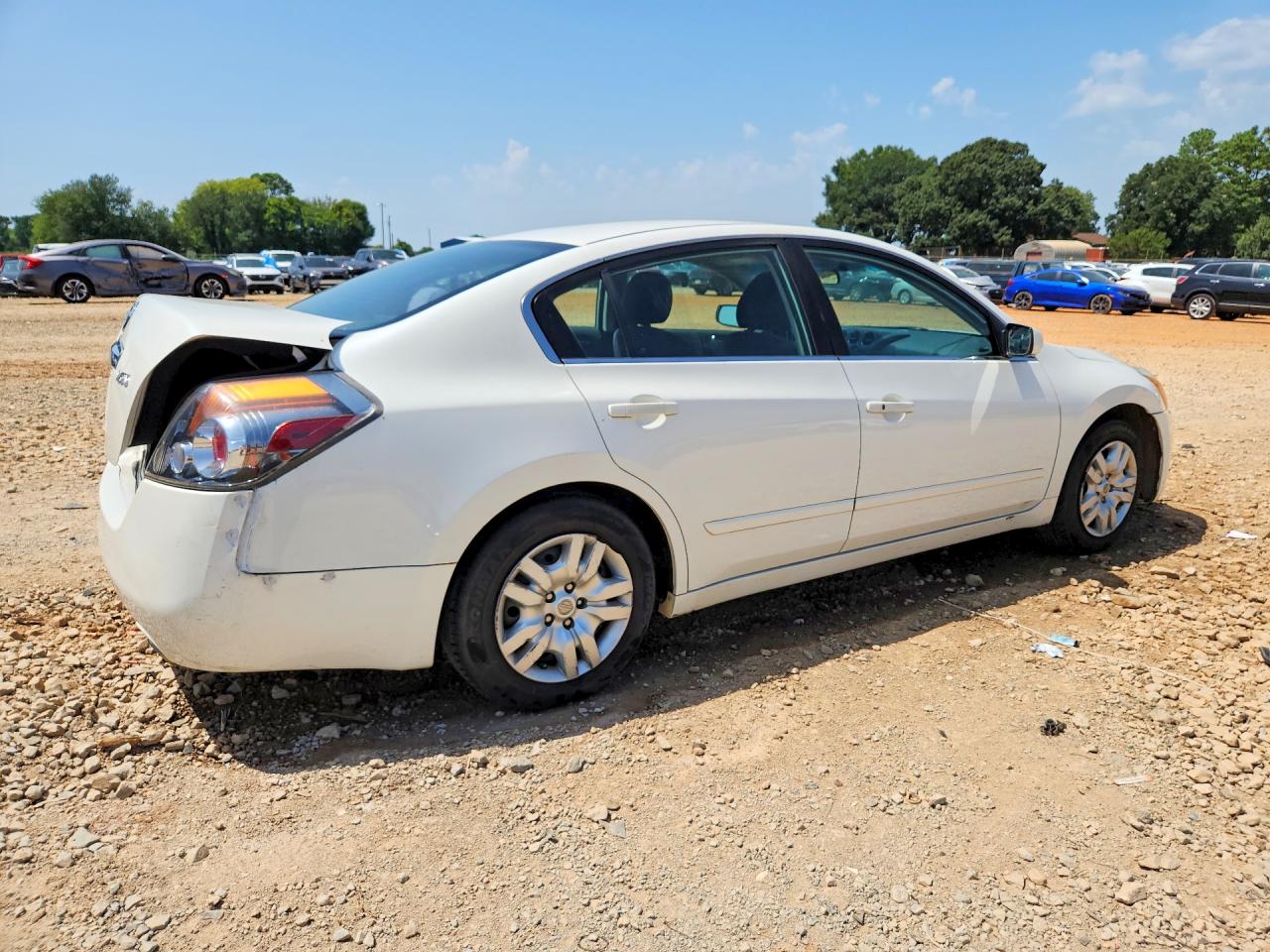 2011 Nissan Altima 2.5 White vin: 1N4AL2AP0BC180610