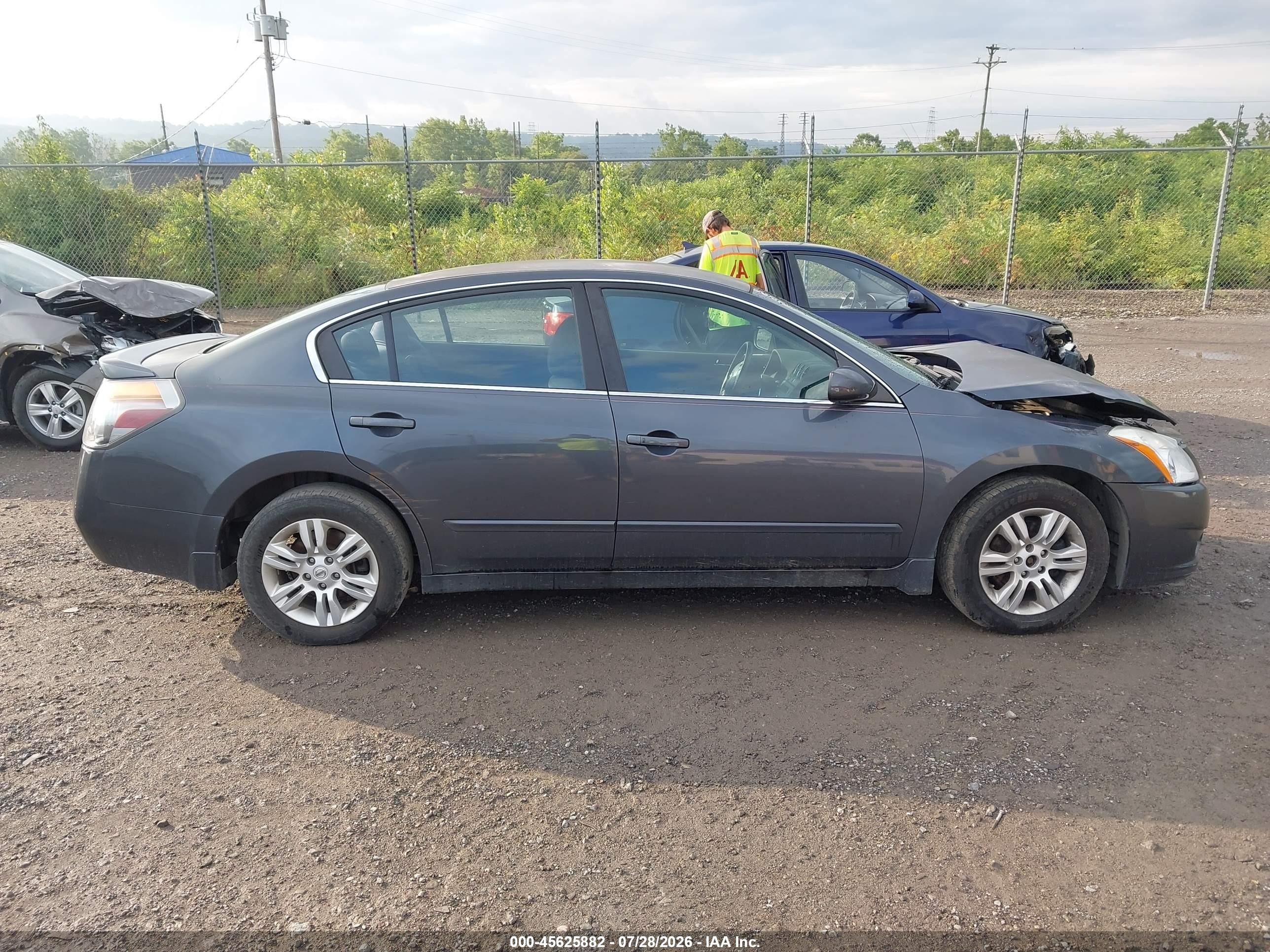 2011 Nissan Altima 2.5 S Gray vin: 1N4AL2AP0BN422364