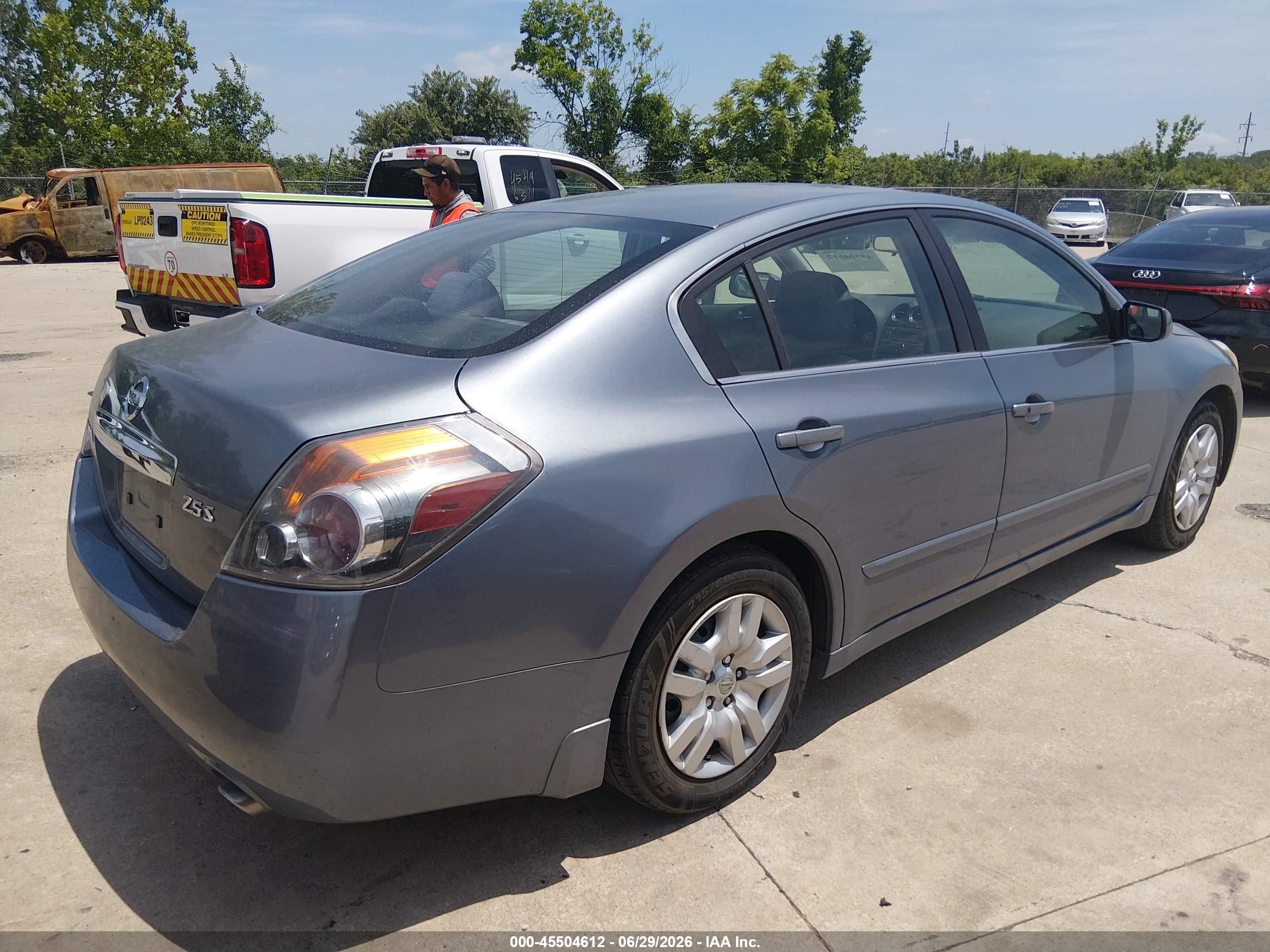 2011 Nissan Altima 2.5 S Beige vin: 1N4AL2AP0BN437186