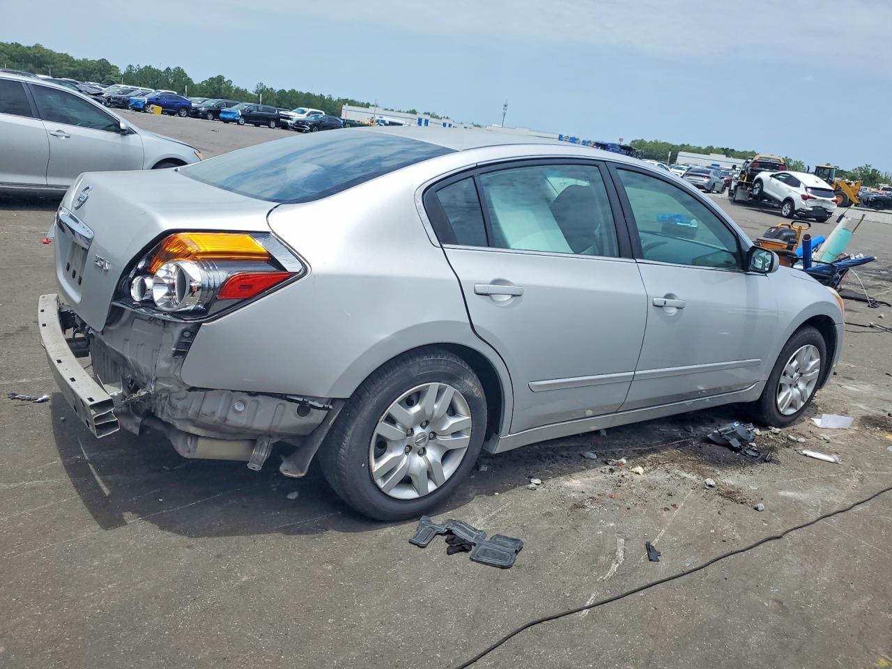 2011 Nissan Altima 2.5 Silver vin: 1N4AL2AP0BN451198
