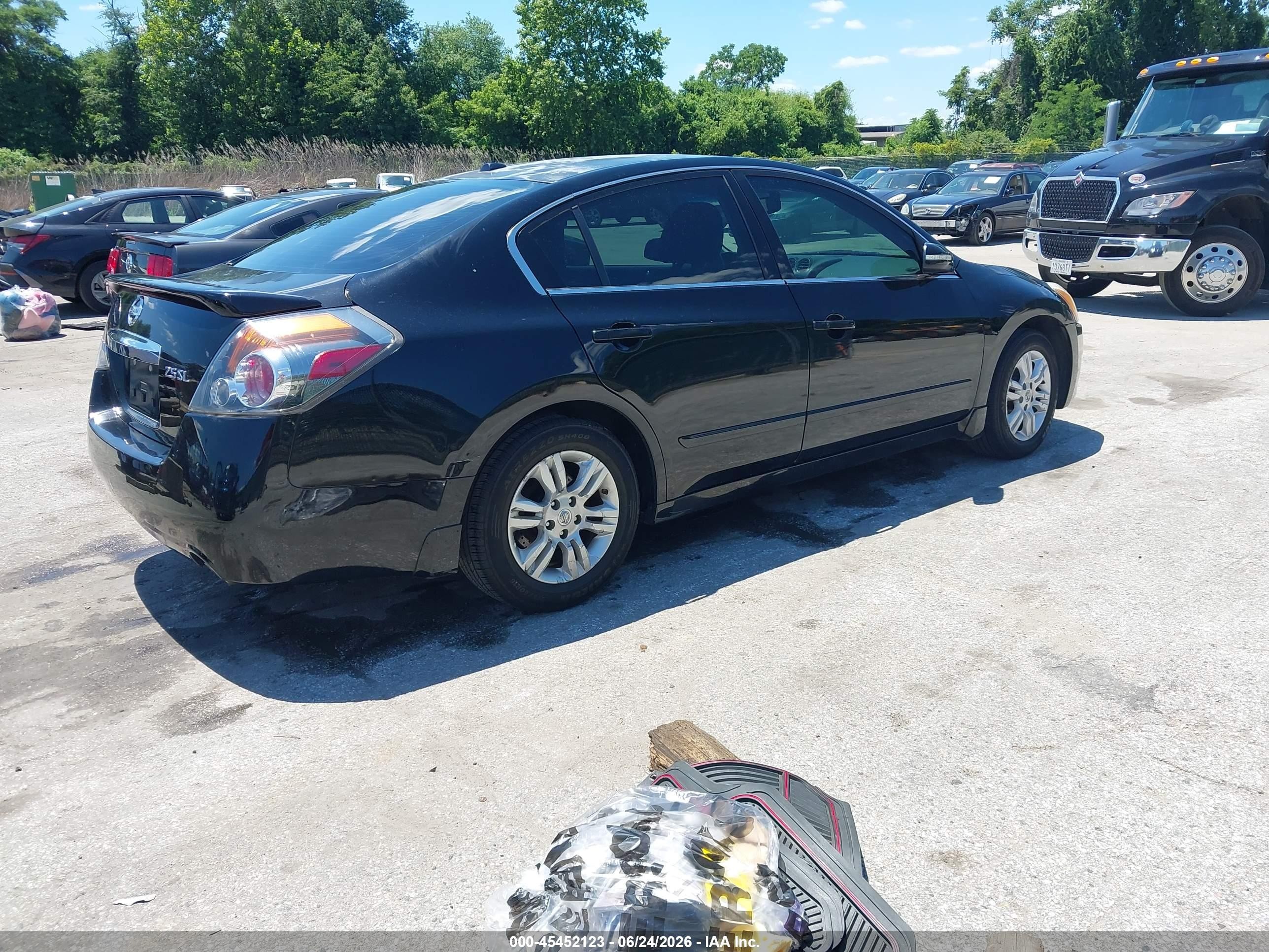 2011 Nissan Altima 2.5 S Black vin: 1N4AL2AP0BN457969