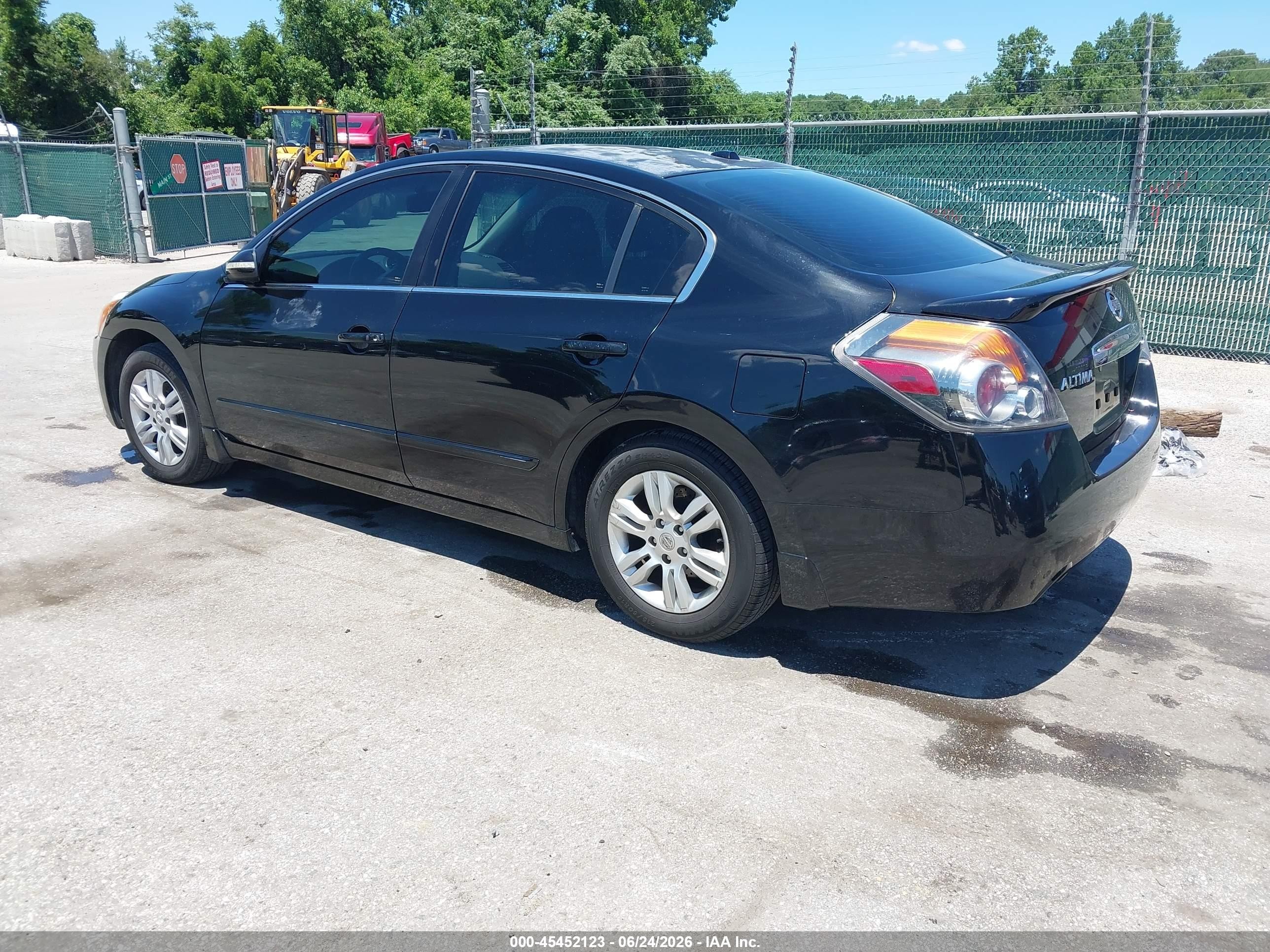 2011 Nissan Altima 2.5 S Black vin: 1N4AL2AP0BN457969