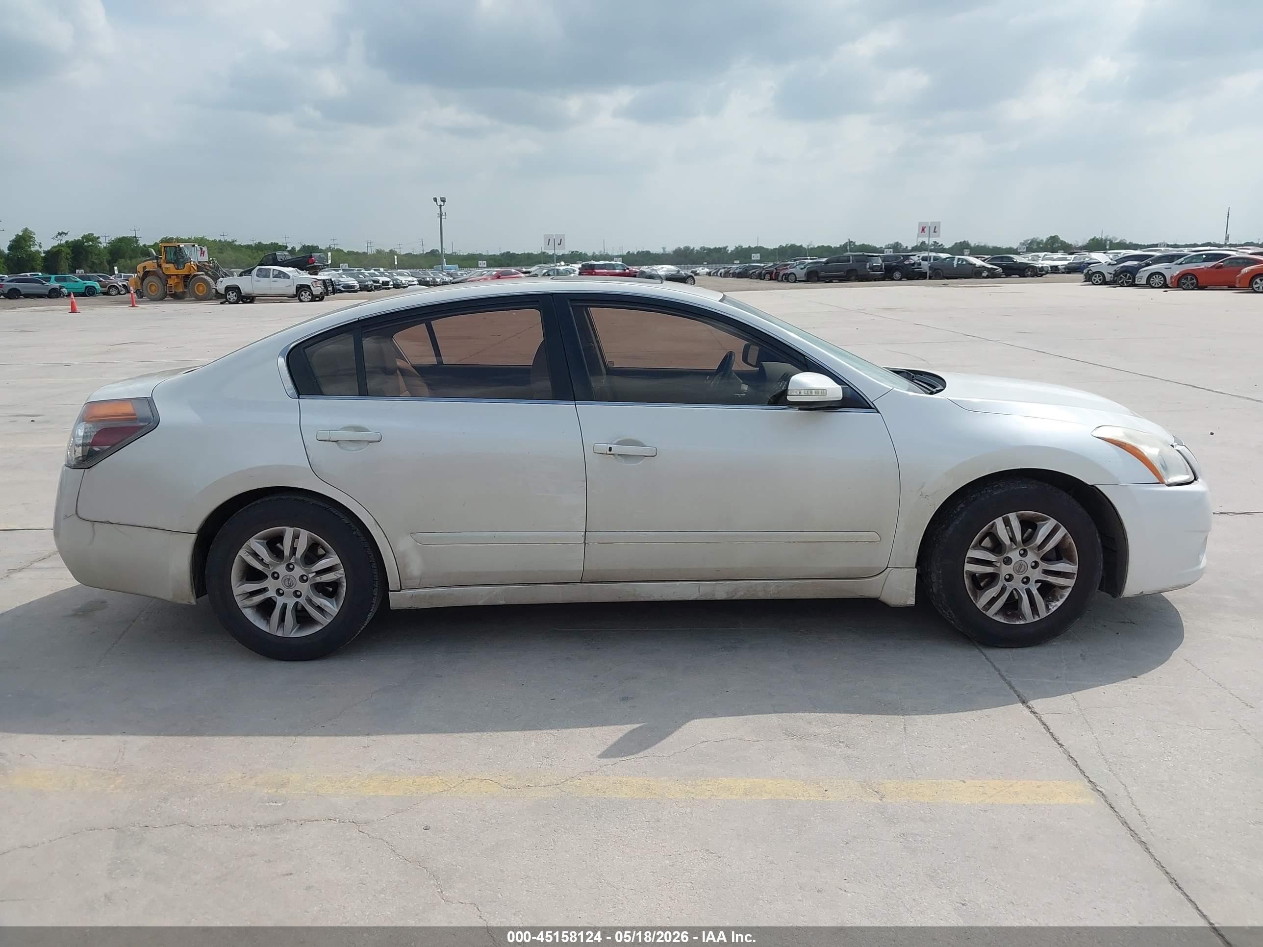 2011 Nissan Altima 2.5 S White vin: 1N4AL2AP0BN473220
