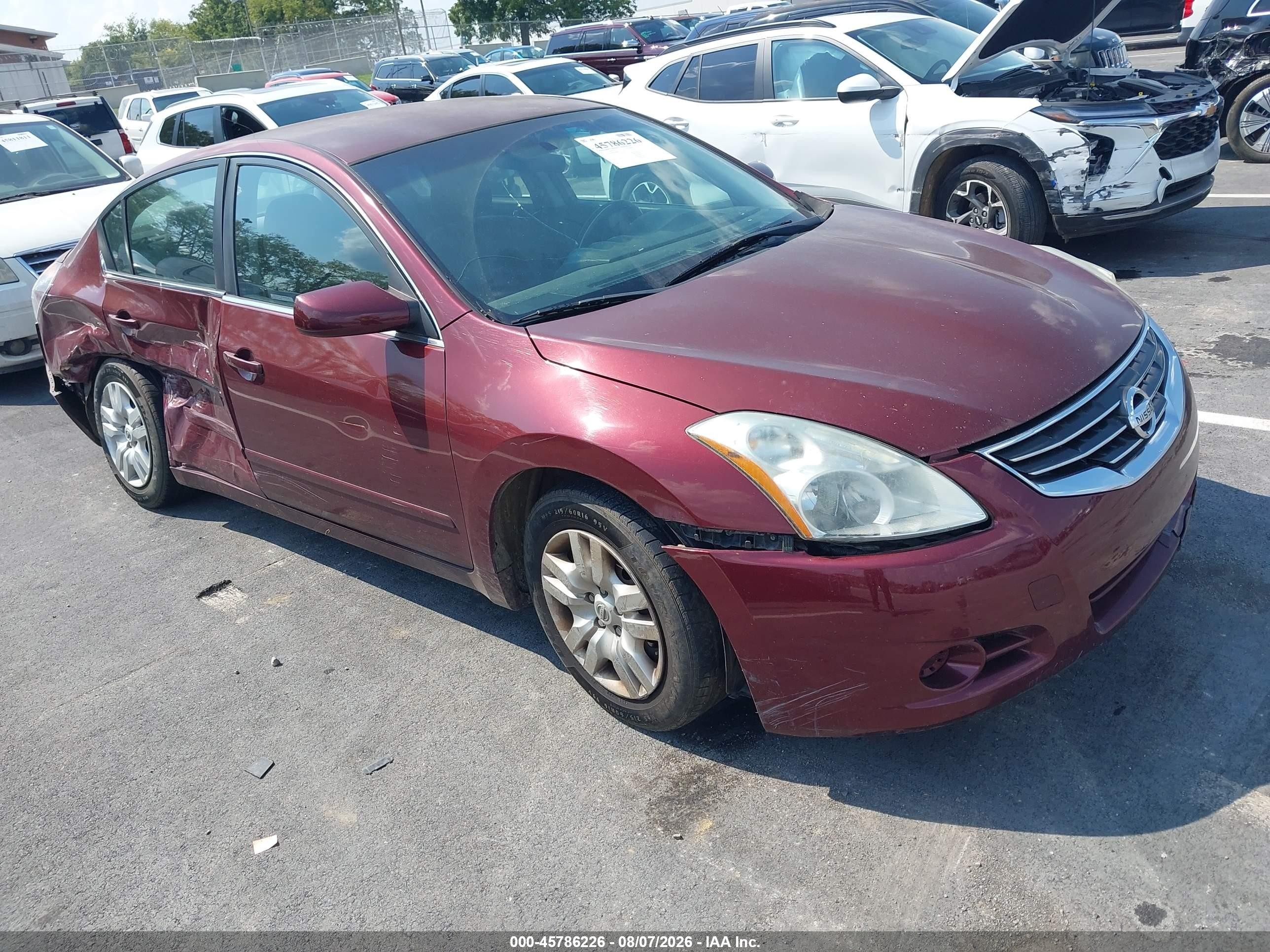 2011 Nissan Altima 2.5 S Red vin: 1N4AL2AP0BN486887